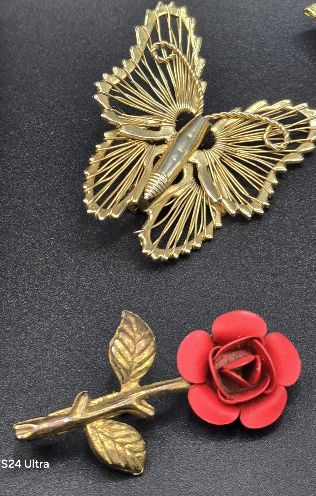Vintage Costume Jewelry Brooch Lot 18pc Black Butterfly Neptune Sea Dragon Rose