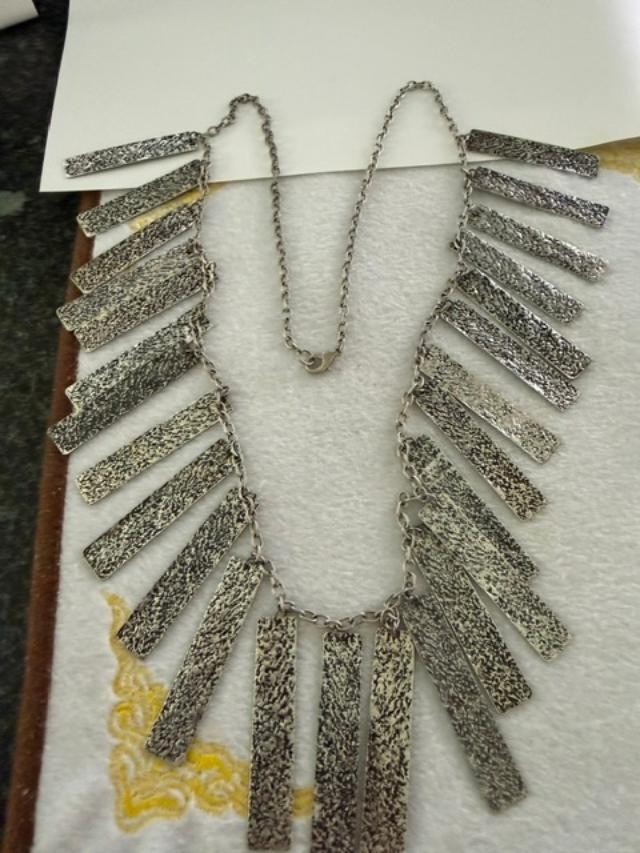 Vintage Silver Tone Fringe Statement Necklace Textured Bar Pendants 35″