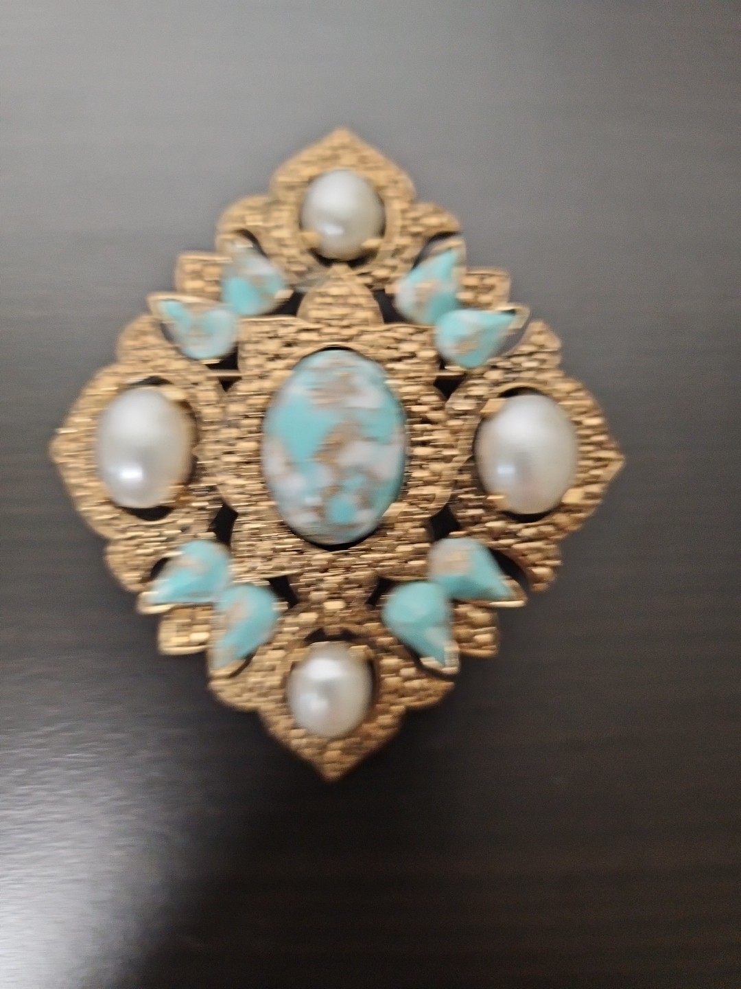 VTG 1968 Sarah Coventry Remembrance Signed Gold Tone Brooch Pin J10 EUC