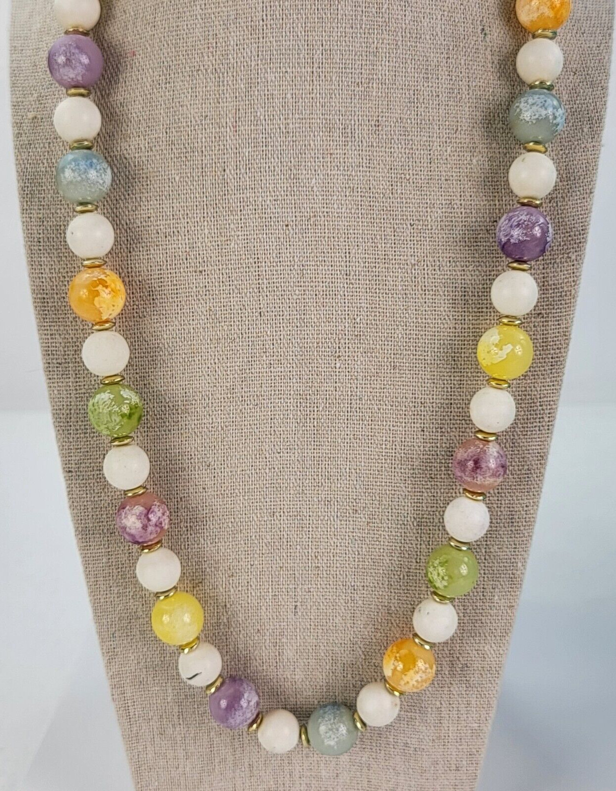 Vintage Gold Tone Multicolor Pastel Faux-Gem Round Lucite Bead Necklace 25 in