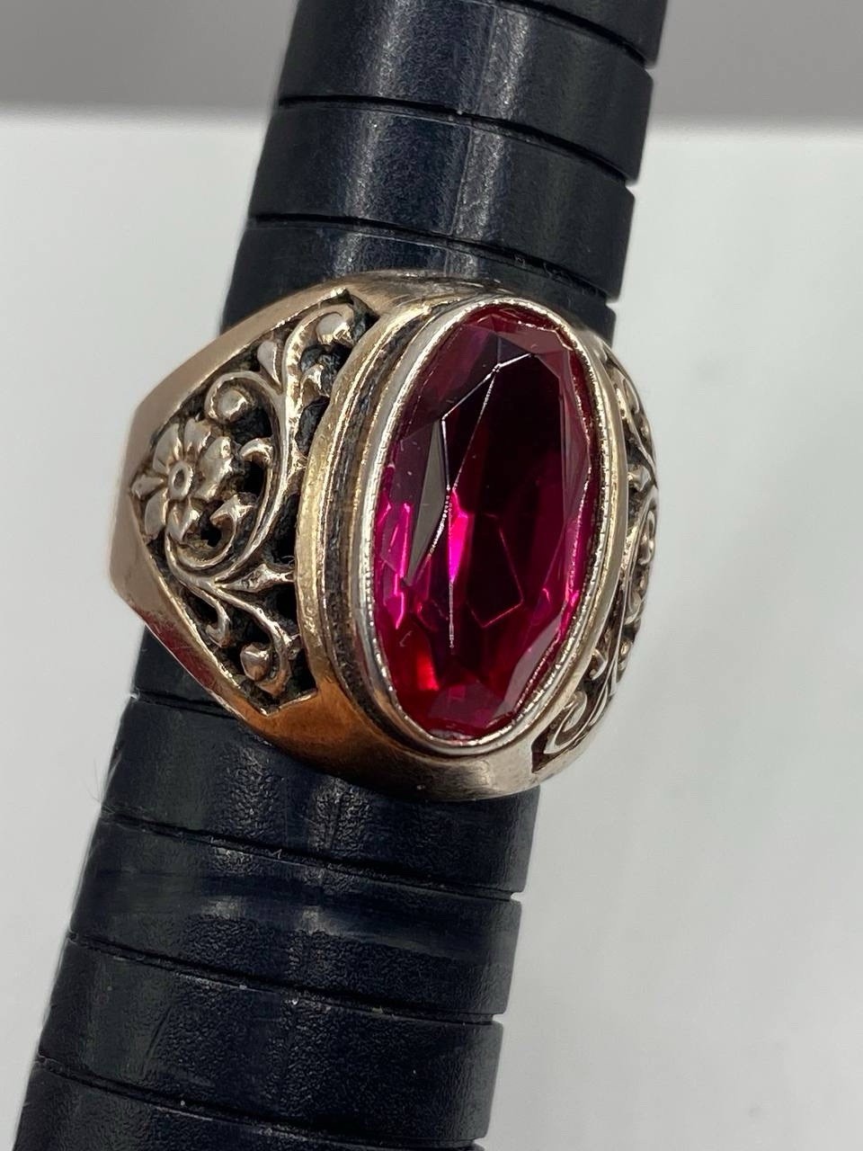 Vintage Silver 875 Soviet Ring Corundum Women’s Jewelry
