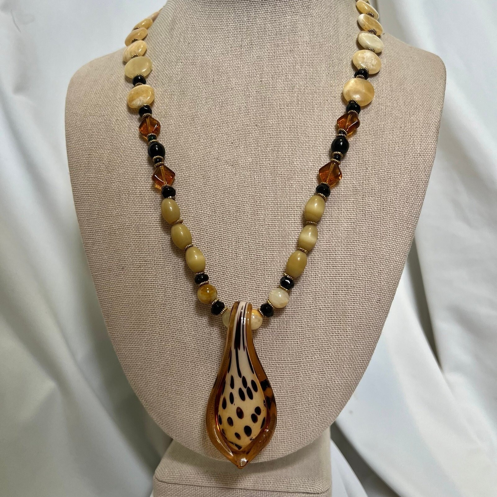 Boho Genuine Yellow Calcite Stone Handblown Art Glass Pendant Gold Tone Necklace