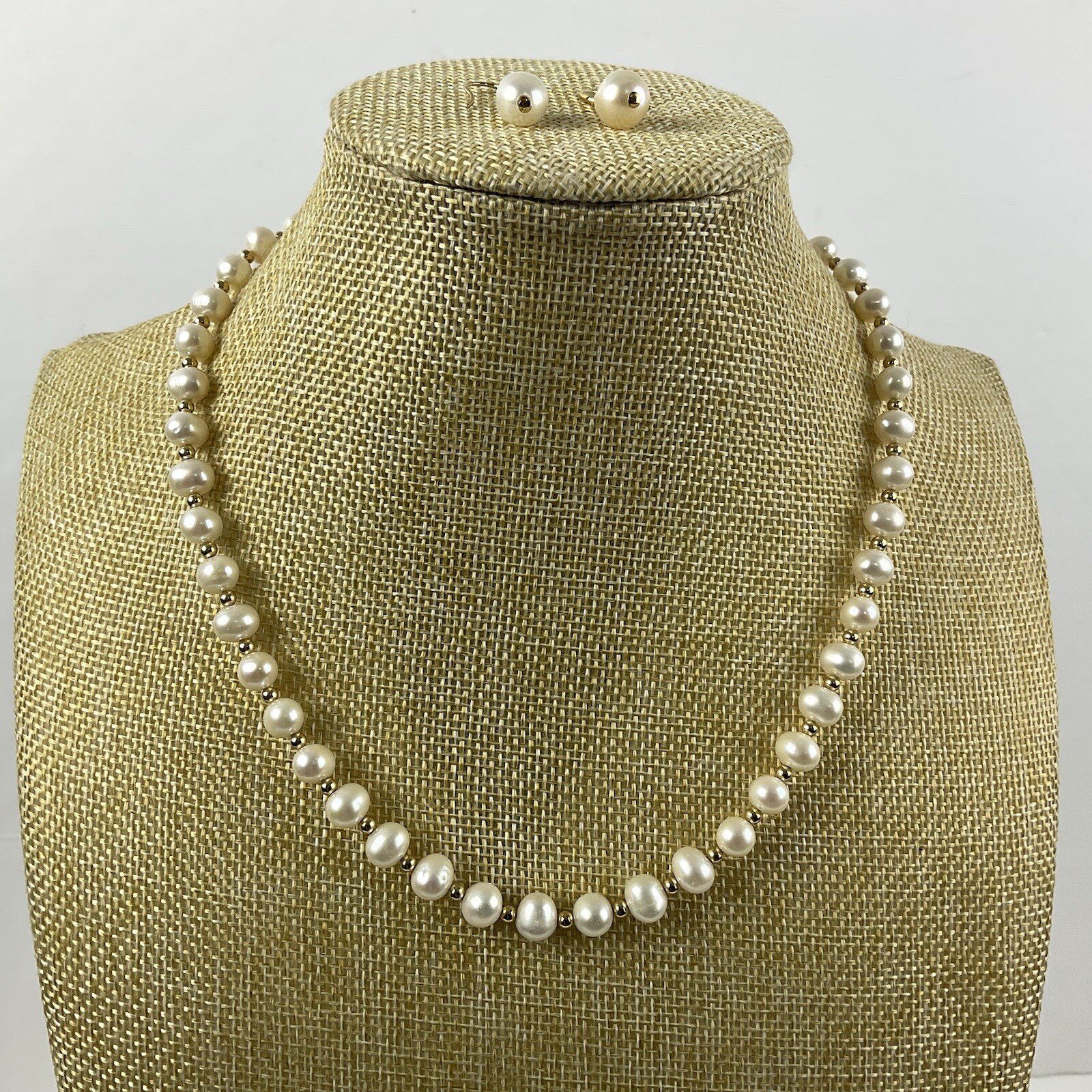 Vintage White Pearl & Gold Filled Beads Necklace Near Round 18″ Gift Earrings
