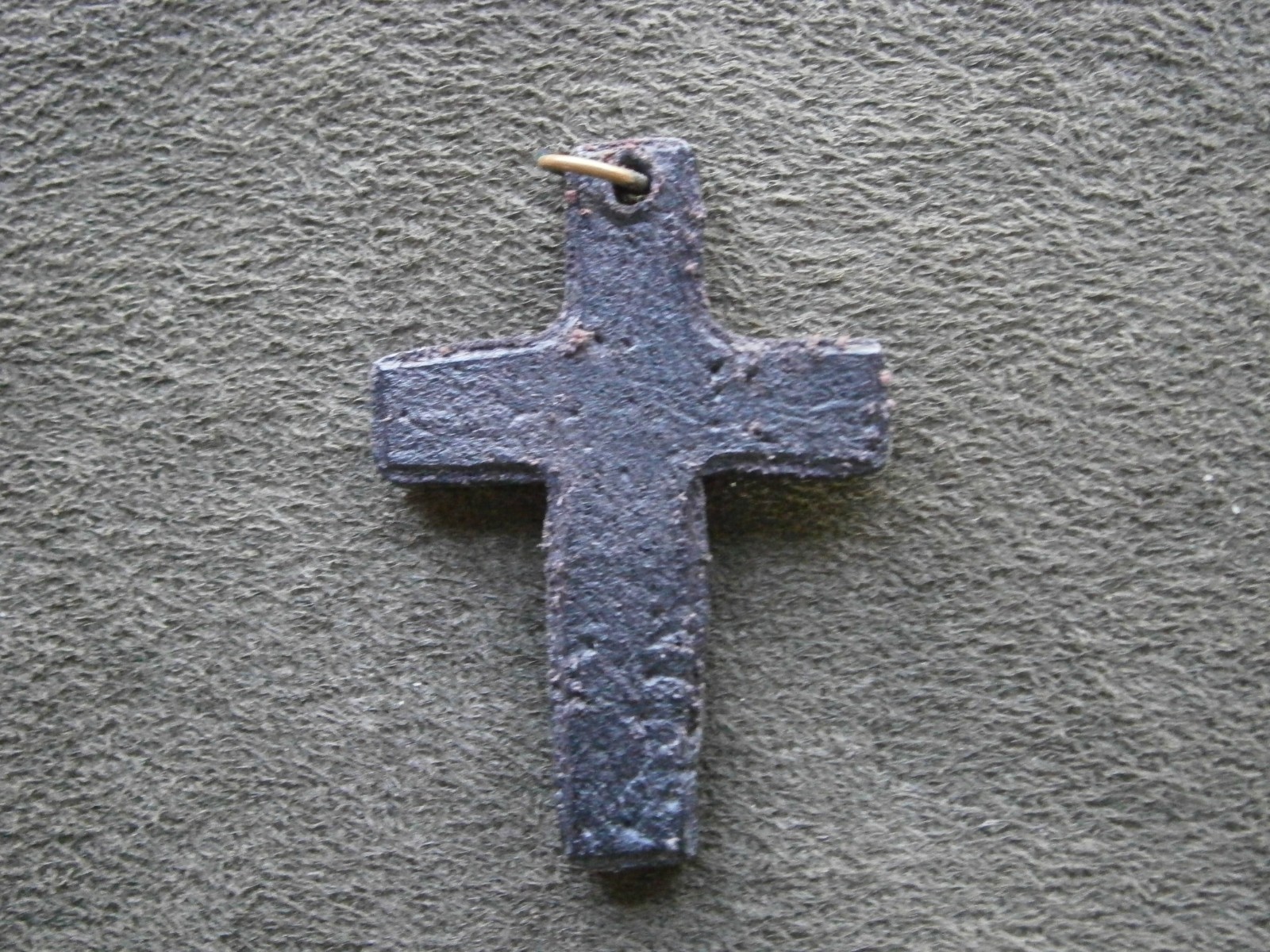 Poppy Flower Cross Military Vintage Lightweight Wood Bracelet Charm Pendant 1.6g