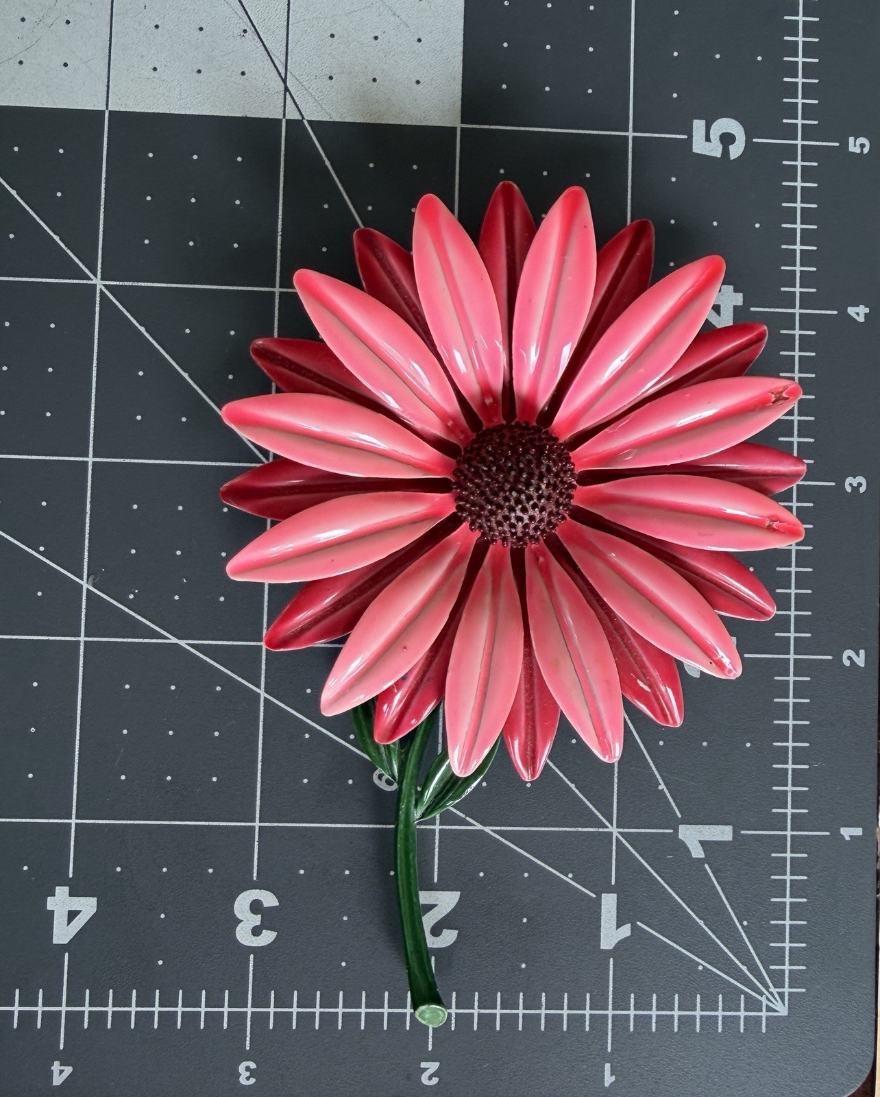 1960s Pink Enamel Celluloid Daisy Flower Brooch Pin Large Mod Statement 4 3/4”!