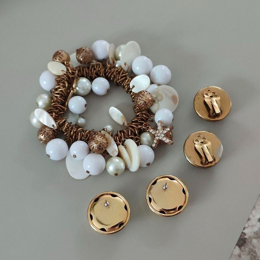 Gold Tone Starfish Statement Set Bracelet and Earrings Nautical Beach Chunky