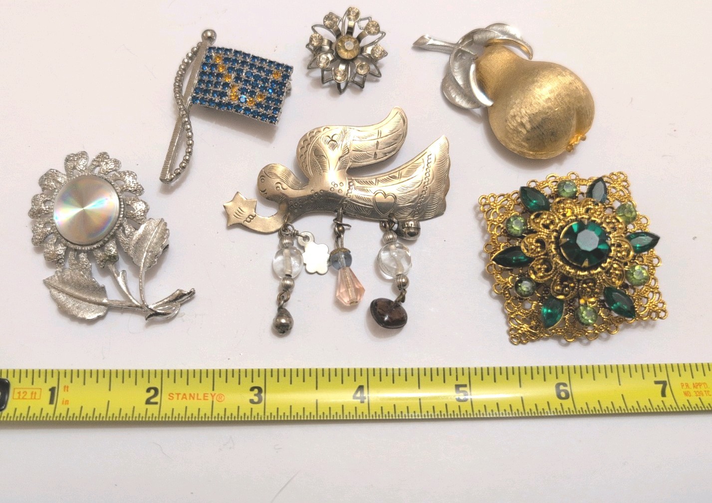 Vintage Variety Lot Of 6 Brooches/Pins In Gold And Silver Tones Some Signed
