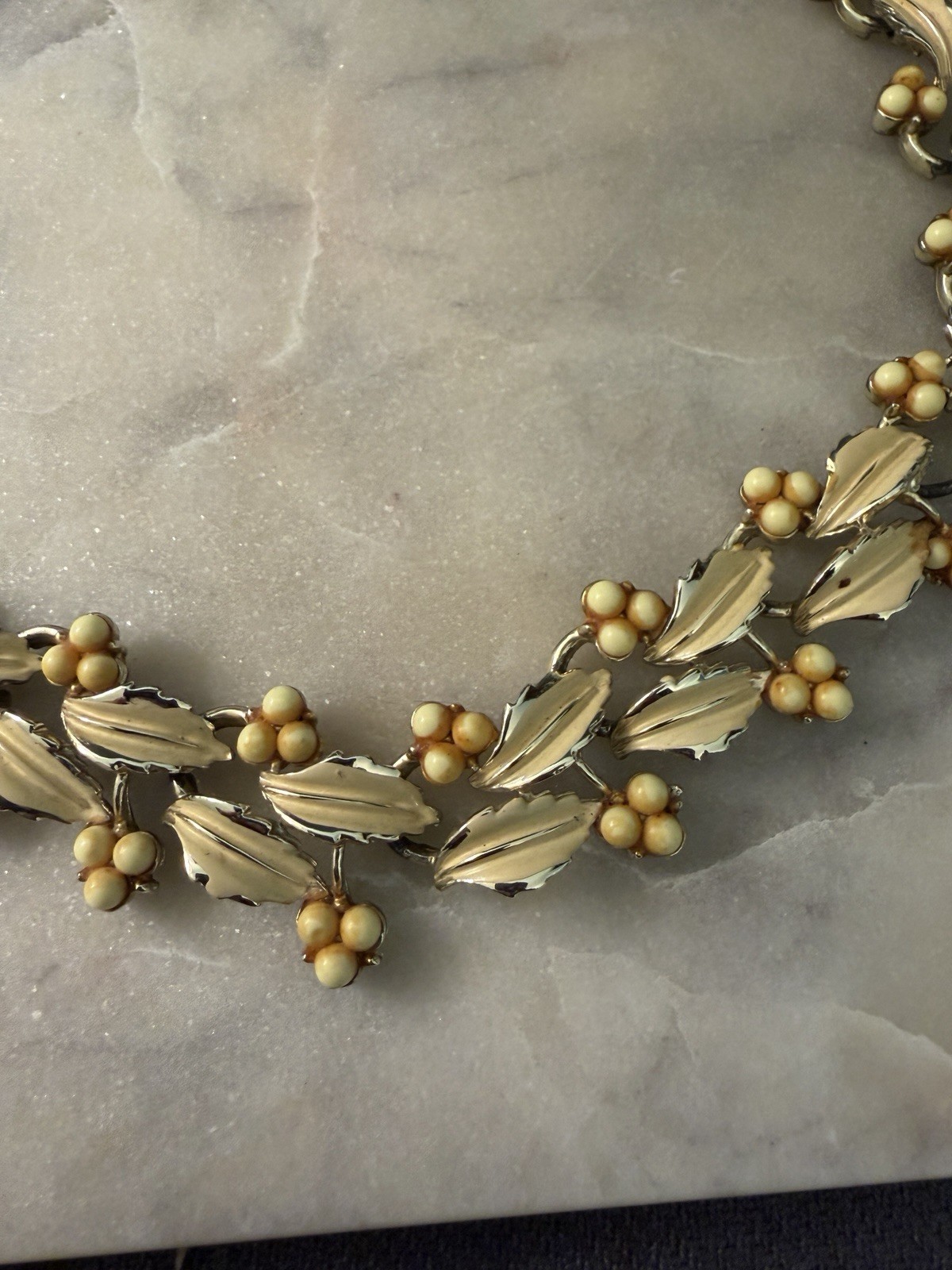 Vintage Coro Enamel Leaves Berries Choker Necklace Gold Tone Mid Century 1950s