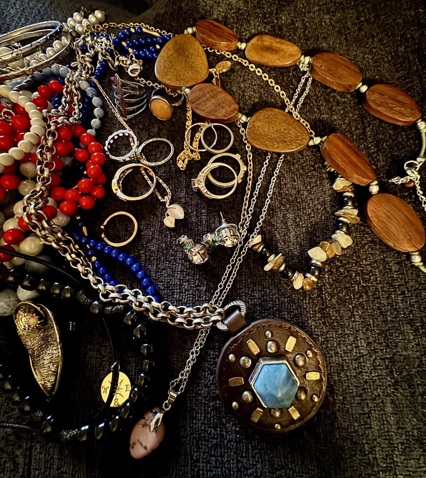 Rings & 52 Things Vintage New Jewelry Collection 22 Rings & More All Wearable