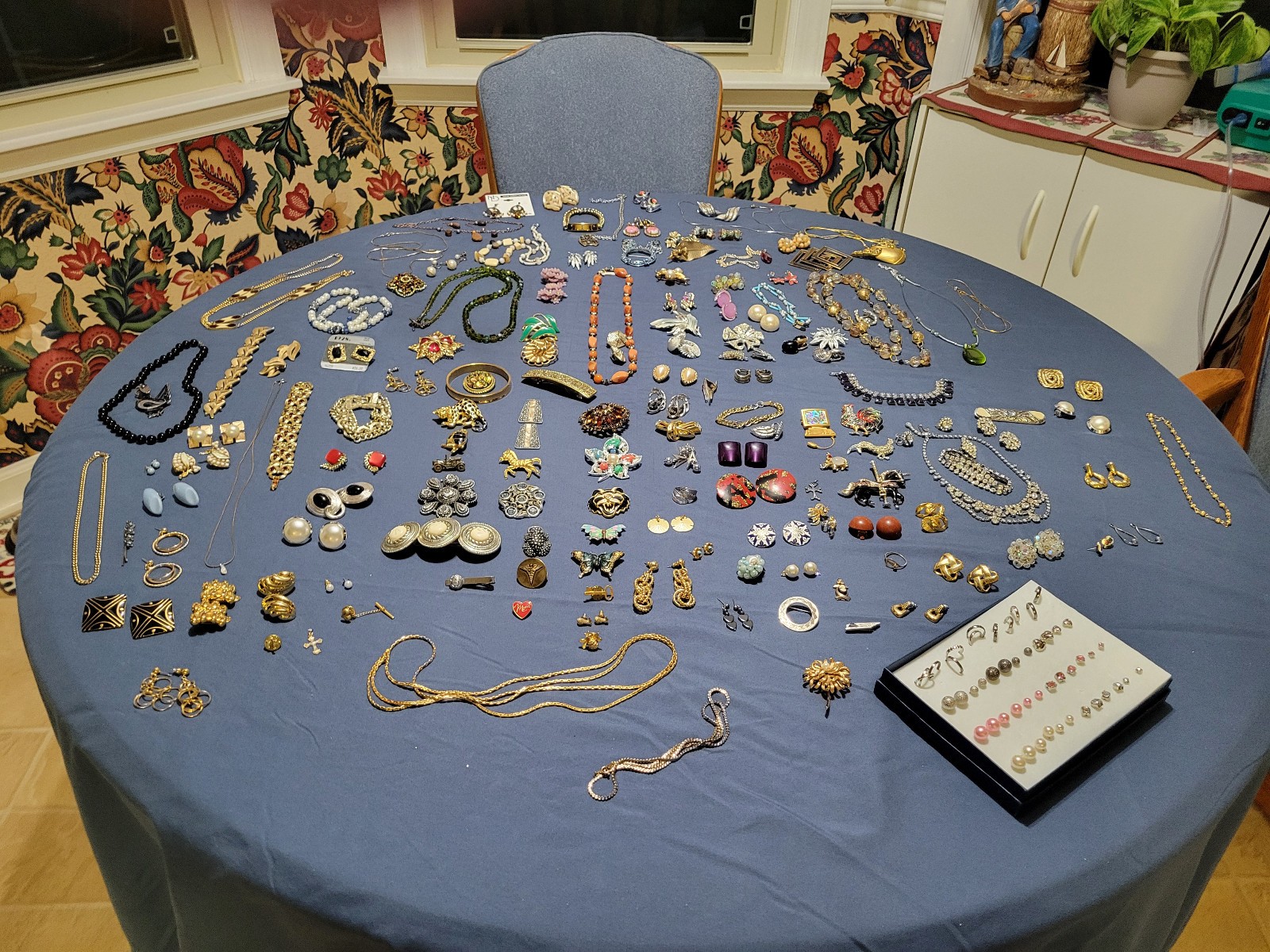 Vintage Costume Jewelry-6 lbs.-Weiss,Kramer,Monet,Coro,Trifari,Sterling,GF ETC.