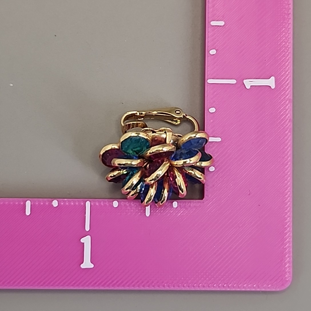 Vintage Open Bezel Clip On Earrings Gold Tone Layered Multicolor 3/4″
