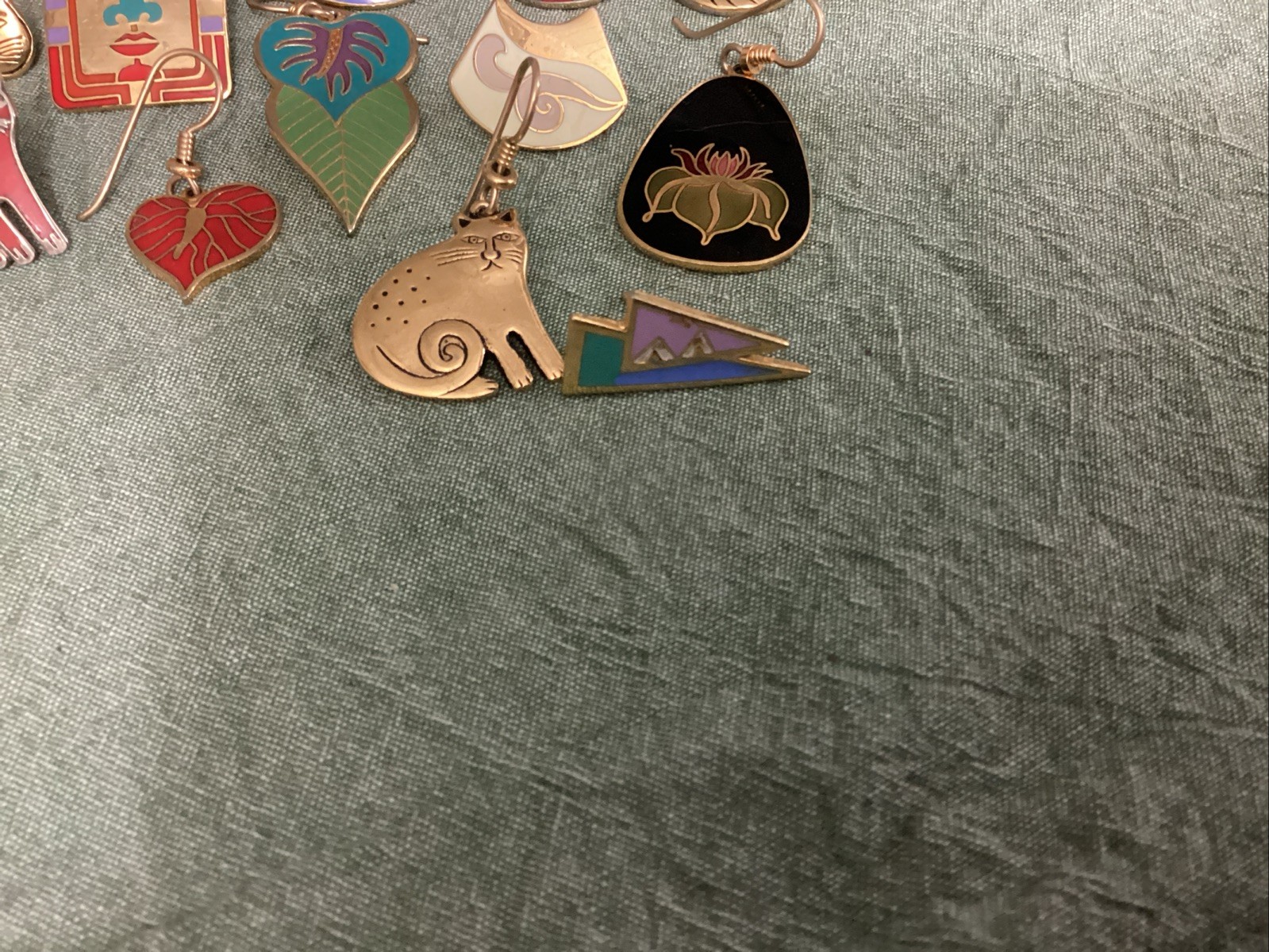 Laurel Burch 16 Single Earrings Lot: Cats, Bird, More