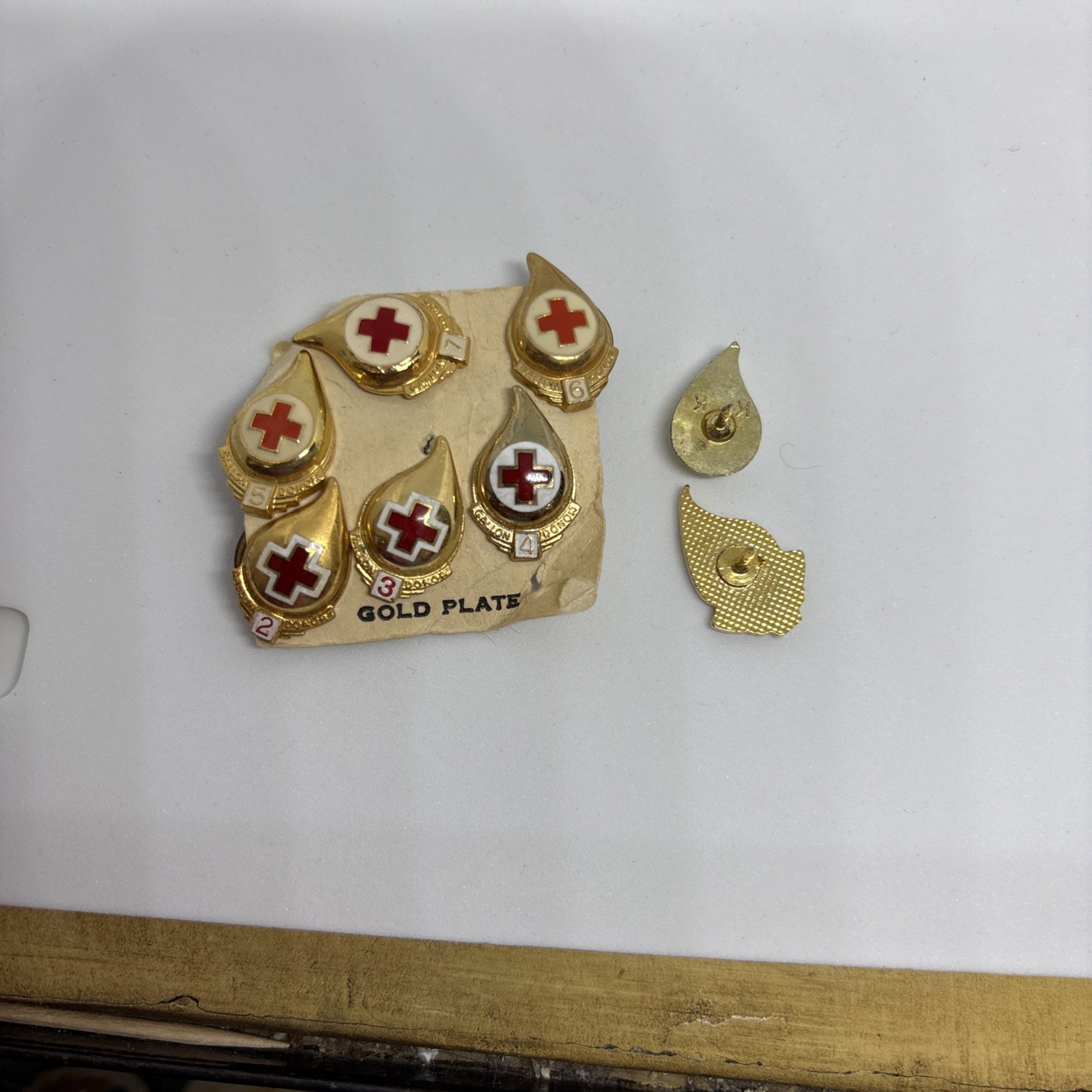 Lot Of Vintage Lapel Tie Pins Random Variety Blood Drive Flags Travel Workplace
