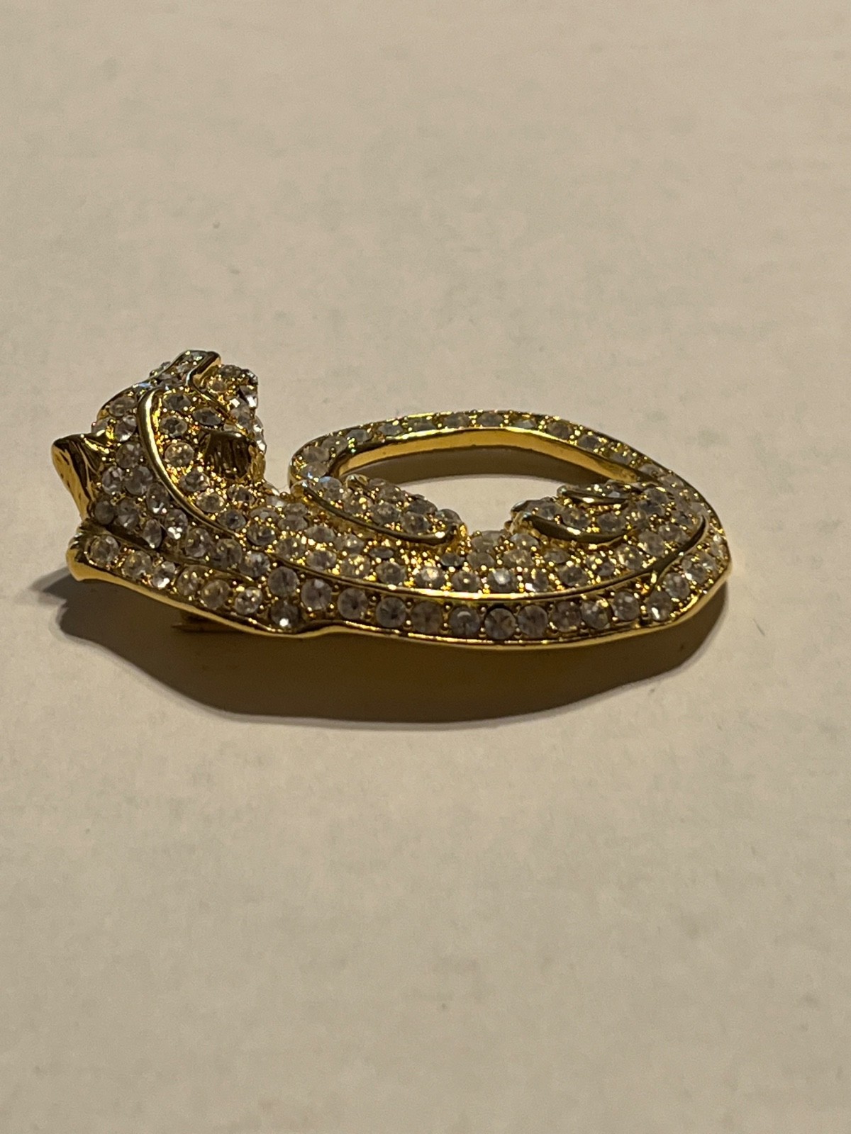 VTG Trifari Leopard Brooch Pin – Gold Tone w/Clear Pave Rhinestones