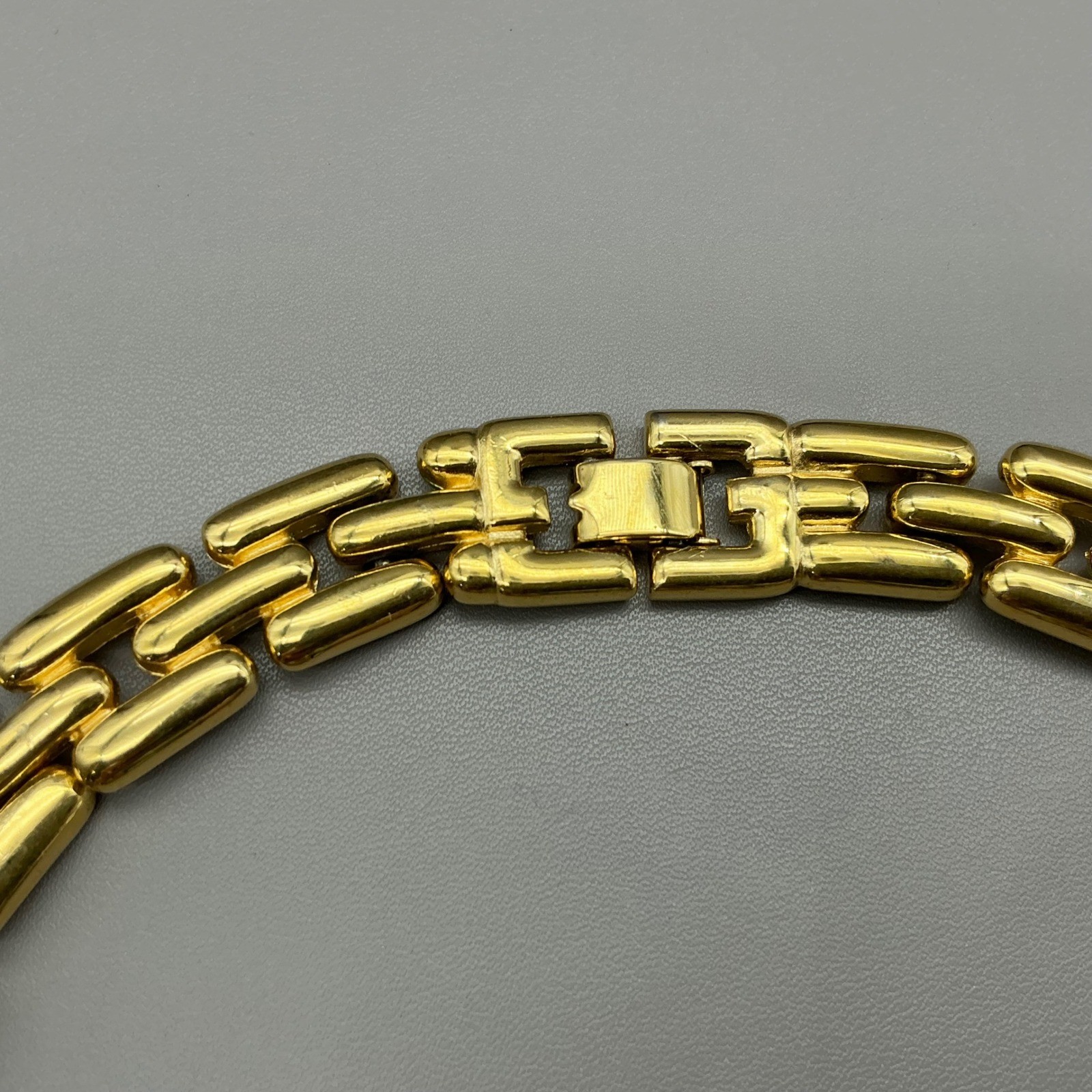 Necklace Womens Gold Tone Vintage Link Chain Chunky Bold Statement Polished 16″