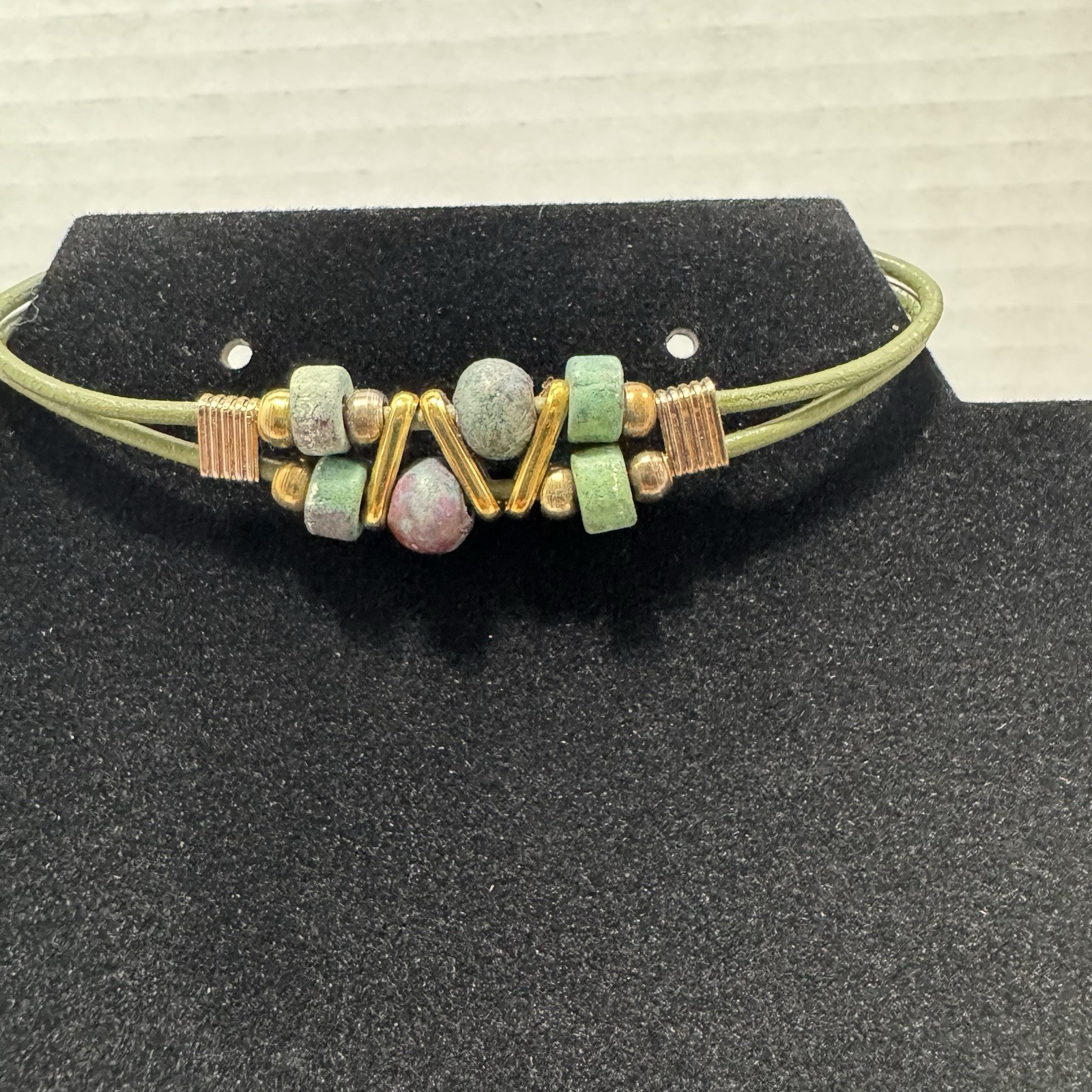 Vtge Handcrafted Necklace & Bracelet Set, Gold Tone & Natural Stones Turquoise??