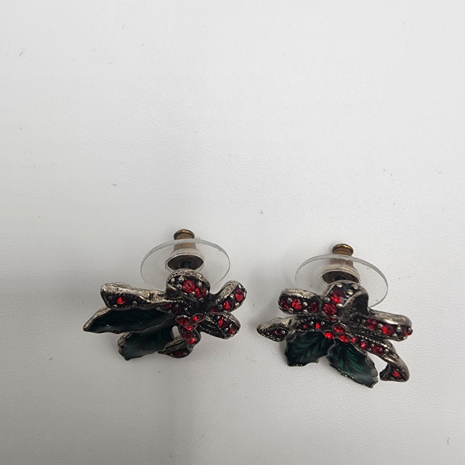 Vintage Christmas Holly Leaf Bow Earrings Red Green Enamel Cute Holiday Jewelry