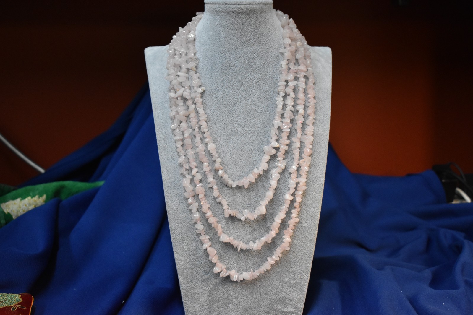 Beautiful Rose Quartz Stone Necklace Endless Strand 100 Inches Really nice New