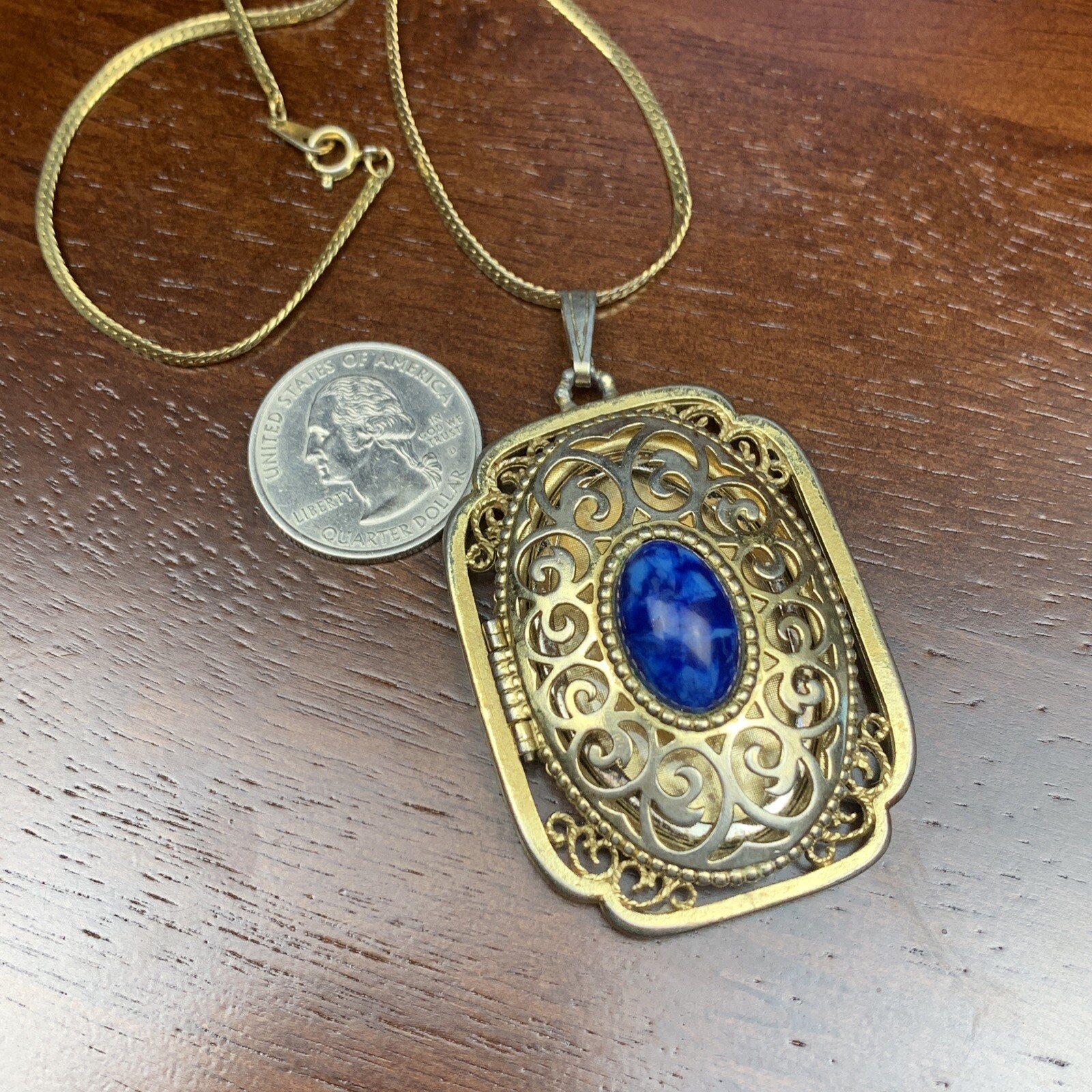 Vintage Necklace Signed Avon Hidden Picture Locket Faux Lapis Lazuli￼ Pendant 22
