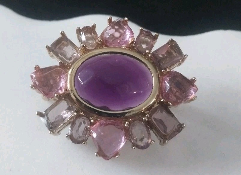 EUC Amethyst Cachabon Pink Sapphire Rhinestone Cluster Brooch- Pin 1.5”