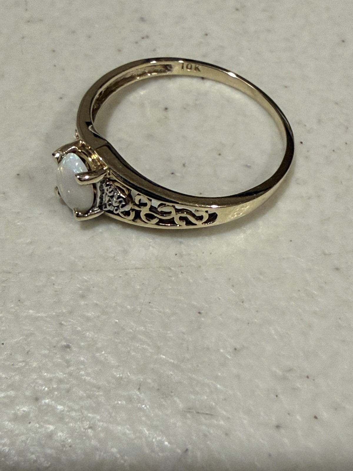 Vintage T&C 10k Gold Opal Ring Size 6.75