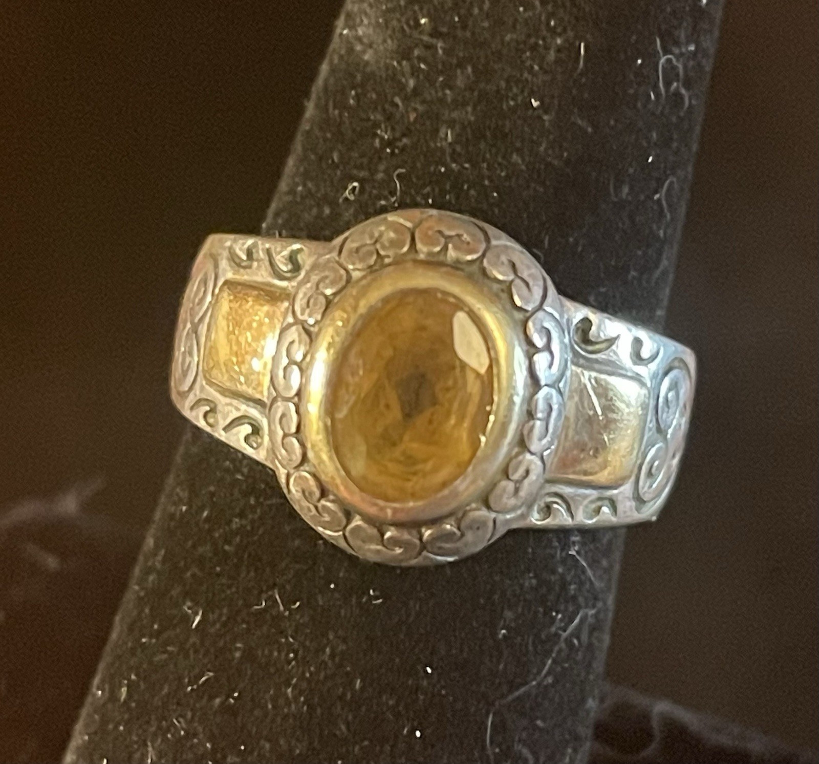 Vintage Sterling Silver Yellow Stone Ring. Size 6. Signed. Stamped