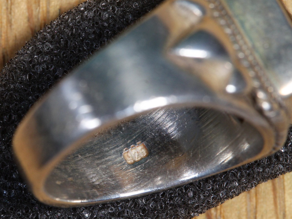 Vintage – Sterling Silver Ring – with Unknown Gemstone