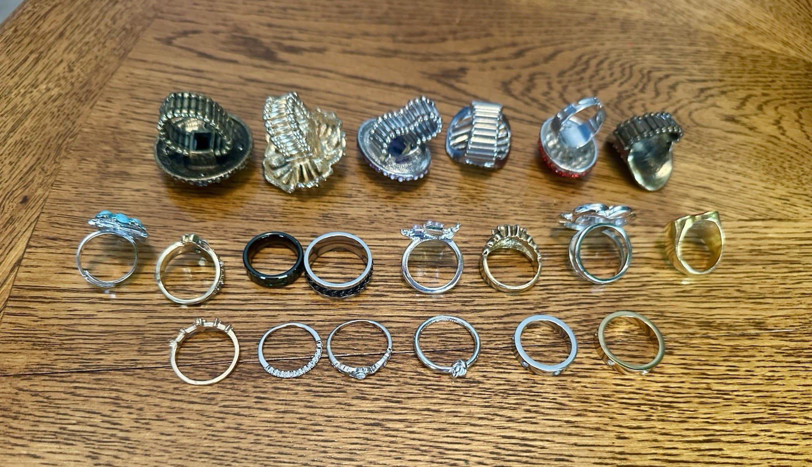 Vintage to Modern 20 Rings Adjustable & Various Sizes Sparkly Rhinestones Bands