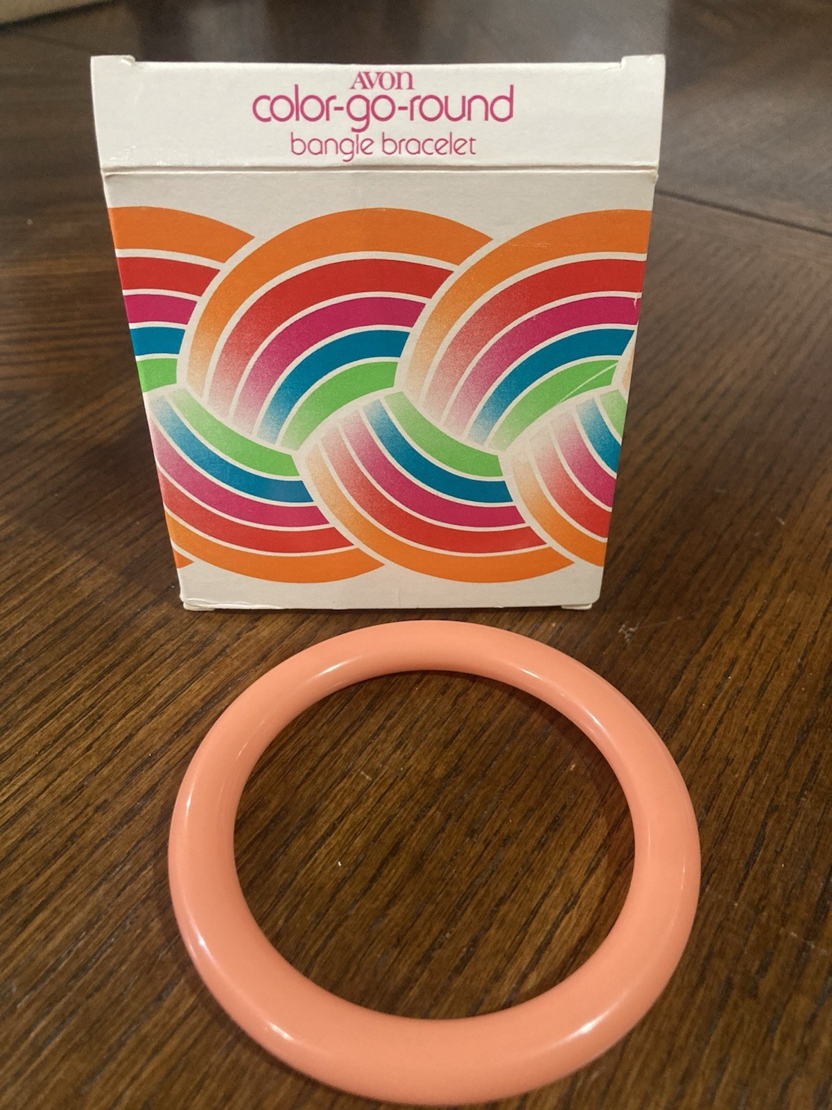 Avon Vintage 1979 Color Go Round Bangle Bracelet – Peach New In Box Retro!