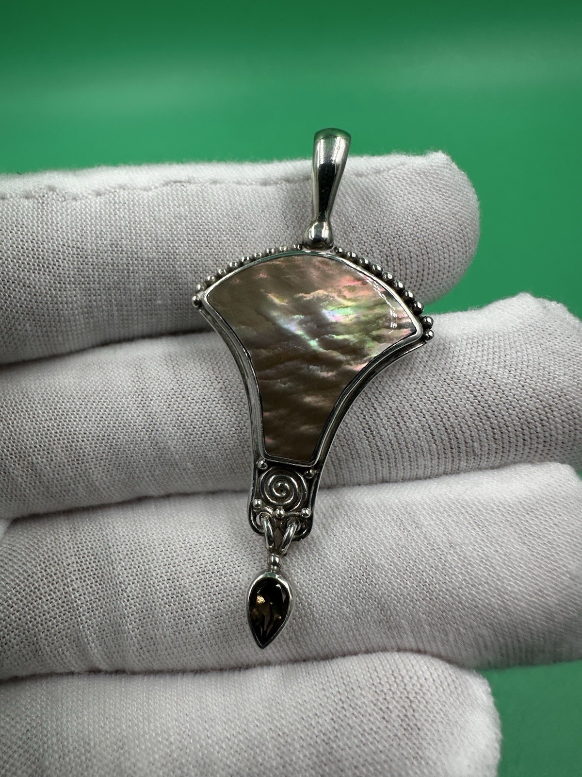 SAJEN 925 Sterling Vintage Abalone Shell Brown Quartz Gem Ornate Pendant