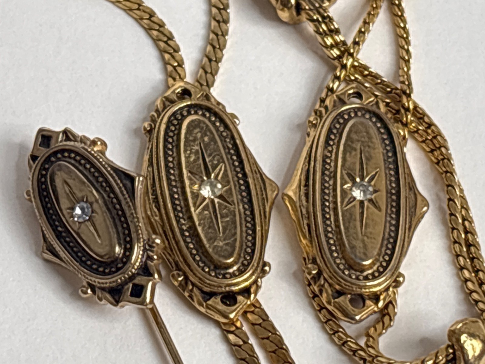 Vintage Avon Stick Pin Kensington + Goldette Necklace & Bracelet Set