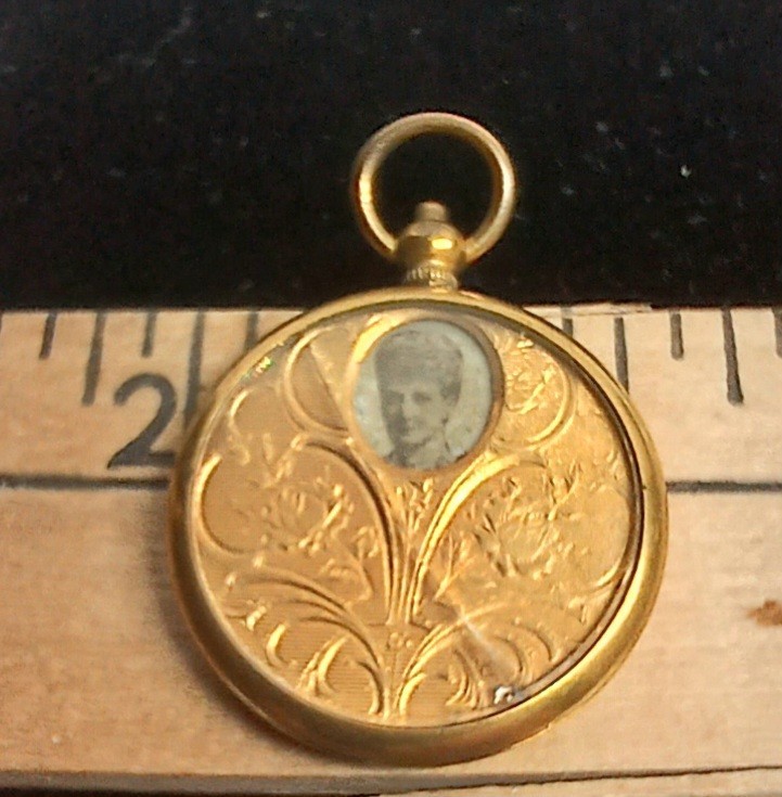 Early Gold Filled Unusual Mechanical Miniature Royalty Photos Locket Pendant