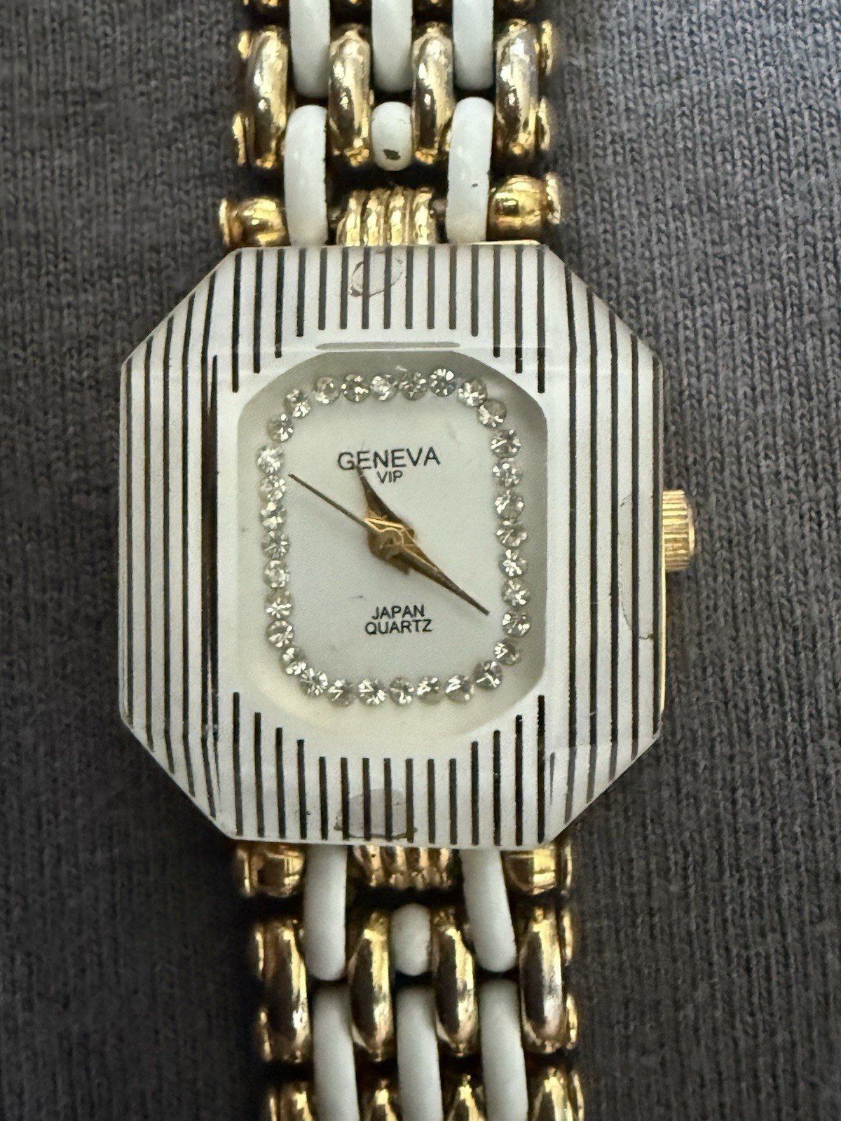 Vintage Geneva VIP Women’s Quartz Water Resistant Gold/White Bracelet Watch