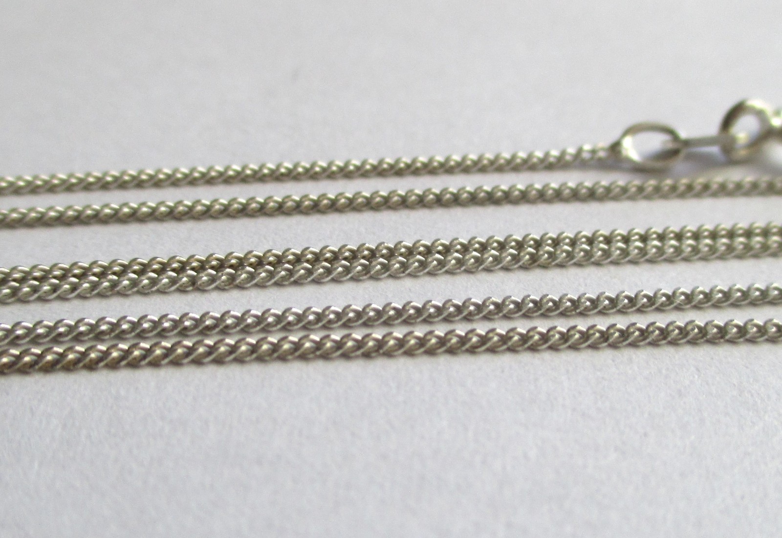 18in VINTAGE STERLING SILVER ITALY 925 FINE CURB LINK CHAIN 1mm 1.3g
