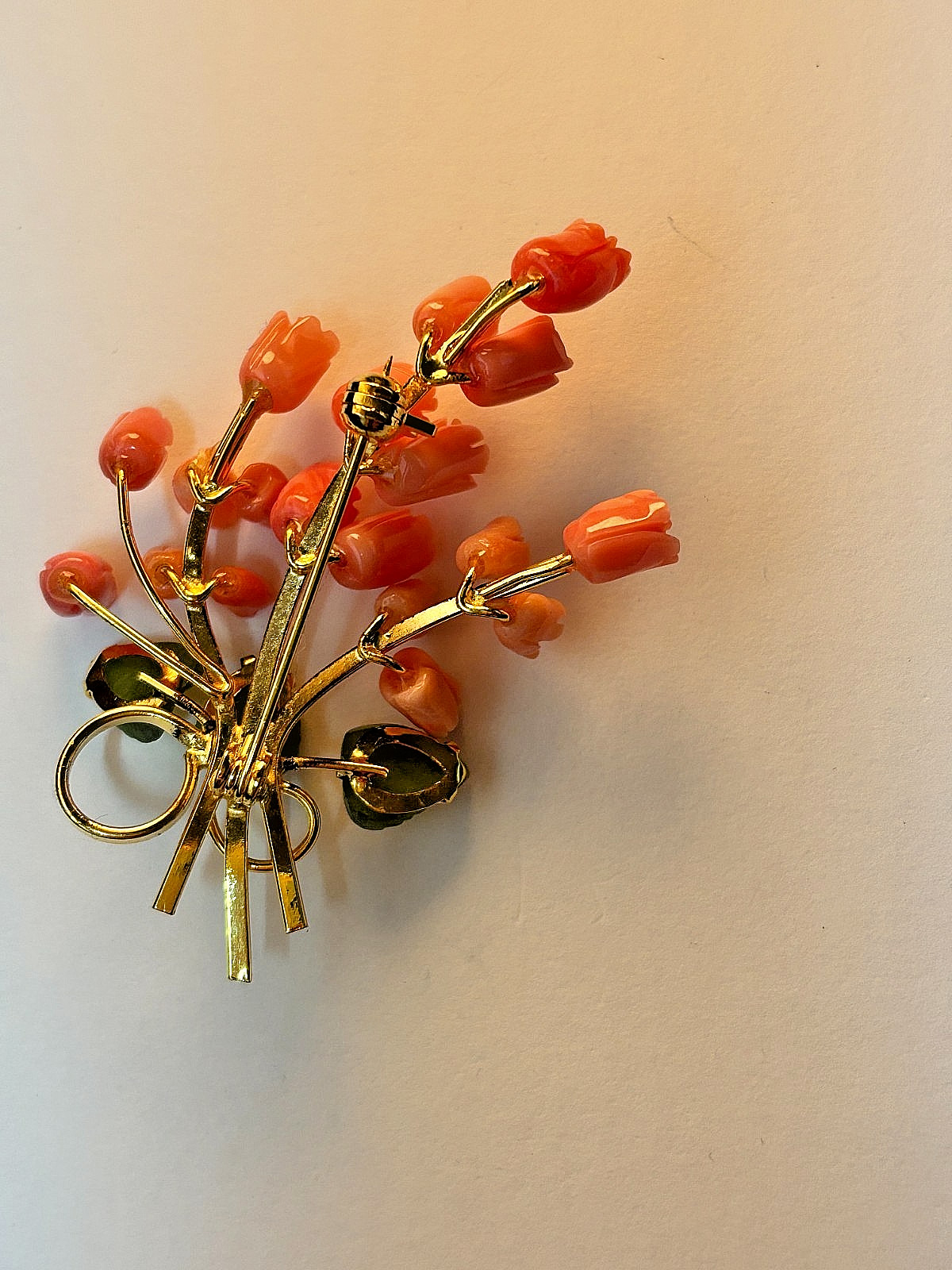 VINTAGE Brooch Bouquet Genuine Coral Pink Carved Roses Jade Leaves Gold Angelskn