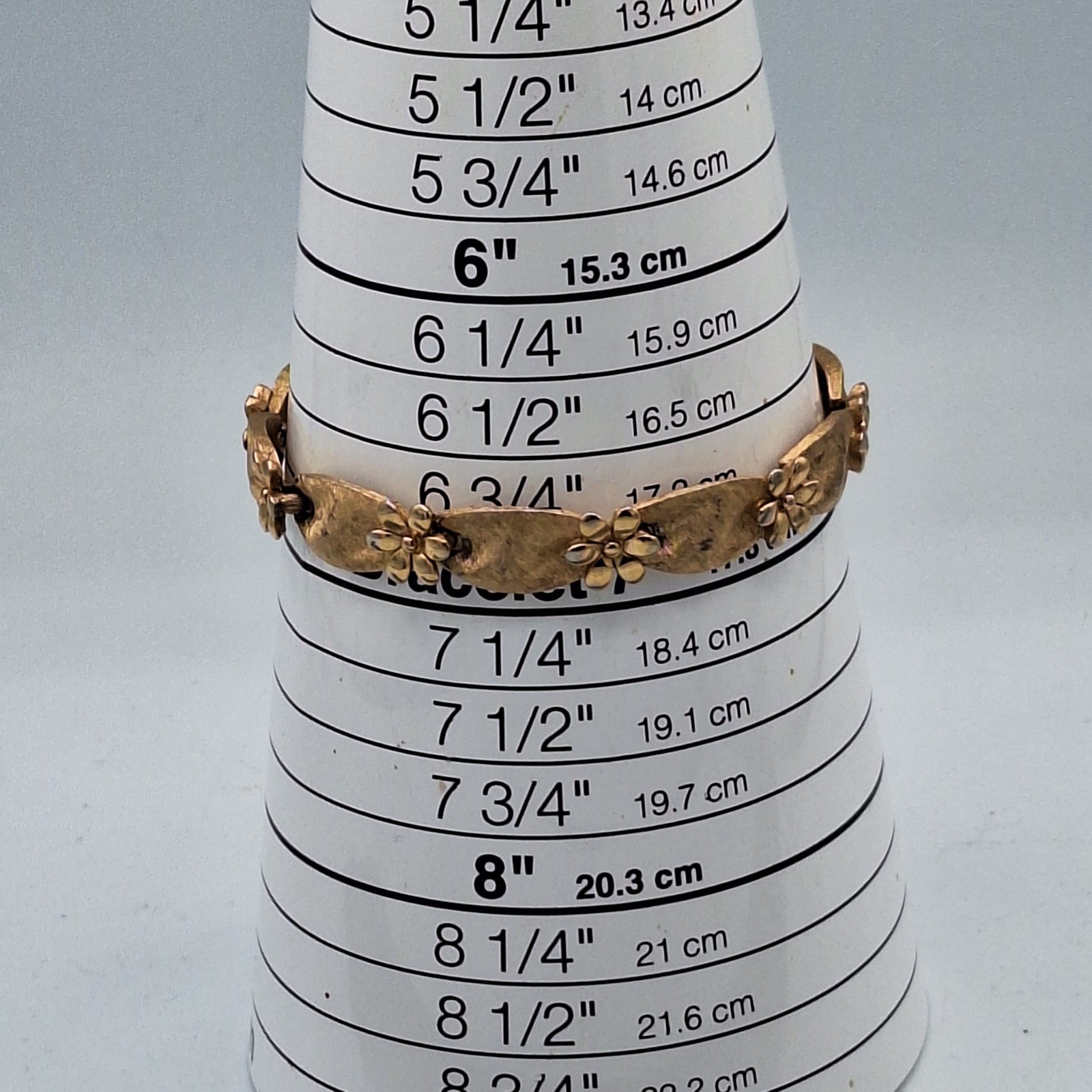 Vintage Crown Trifari Bracelet Birthday Series Gold Tone Ribbon Daisy Flowers