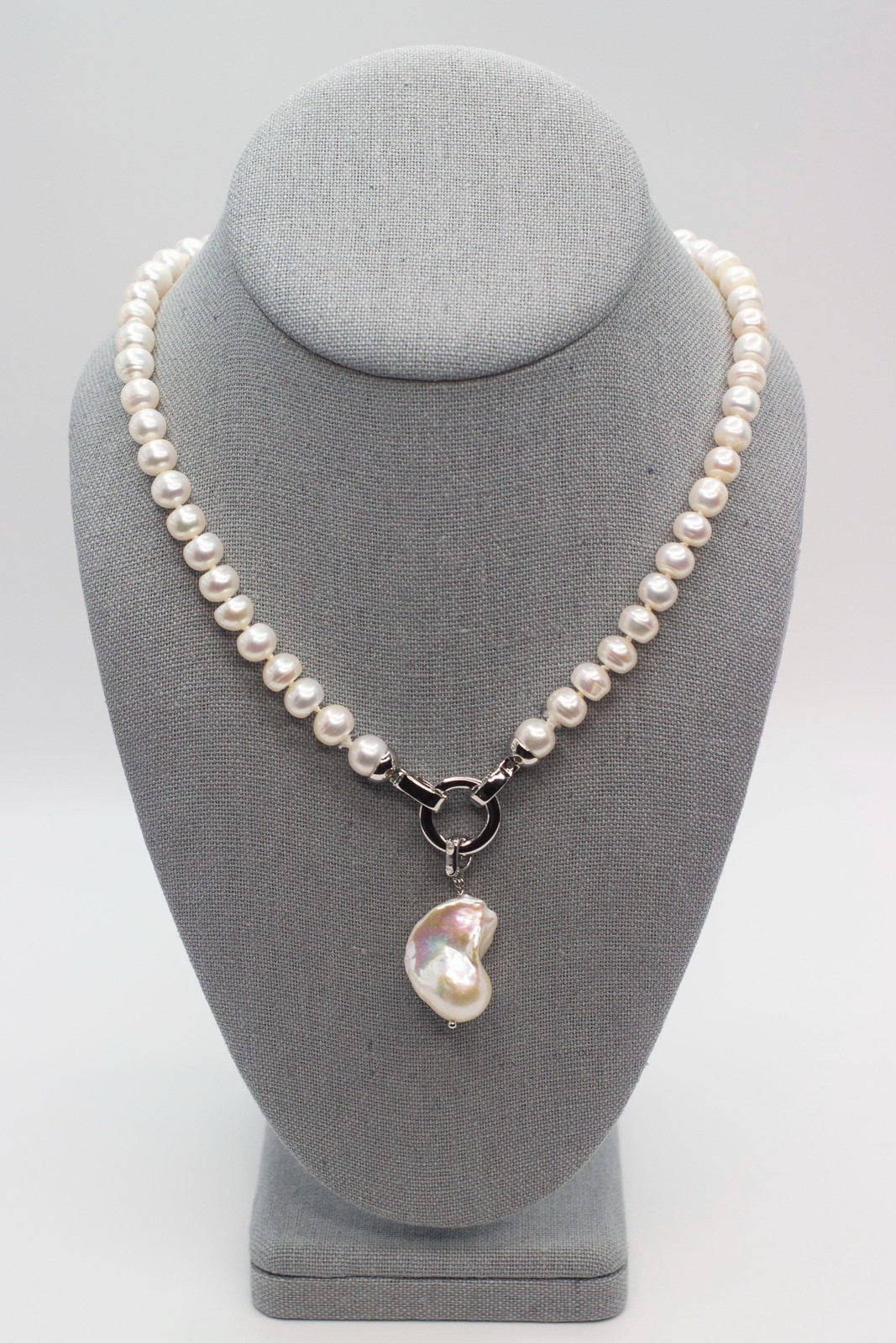 24 Inch Hand Knotted White Freshwater Pearl Necklace Detachable Baroque Pendant