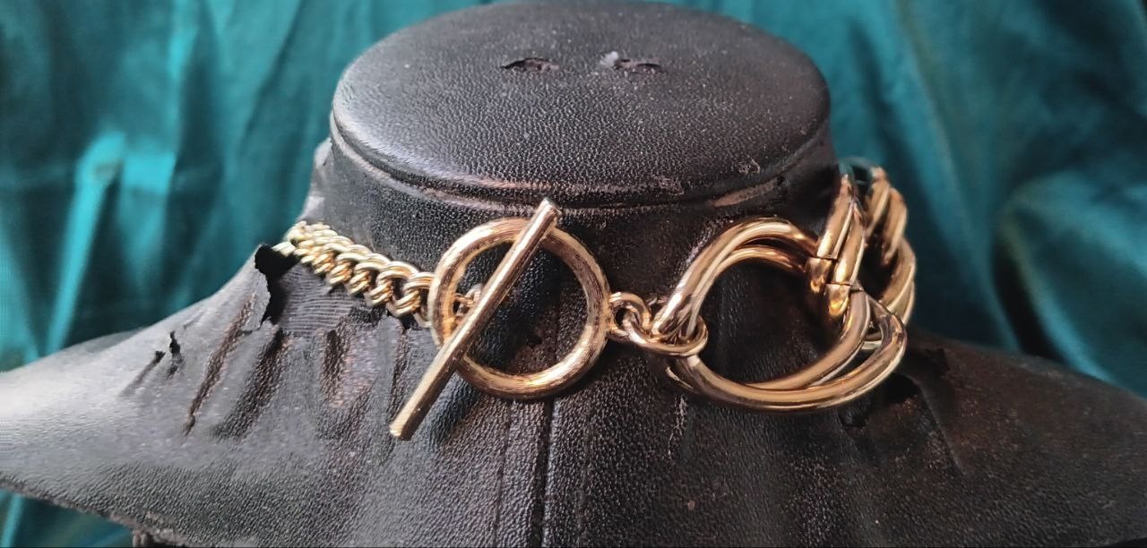 Vintage Gold Tone Chunky Cable Chain Statement Necklace Double Link Toggle Clasp