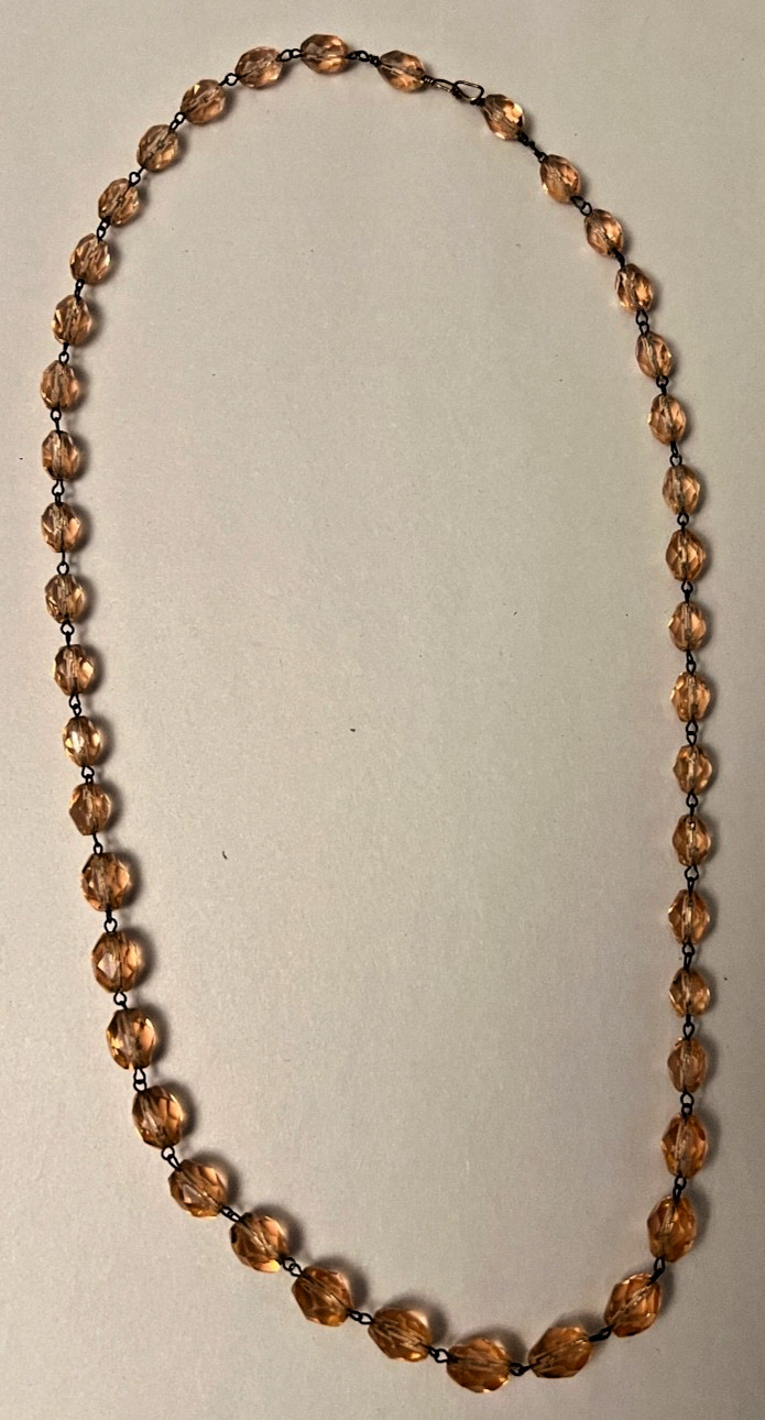Vtg Pink Crystal Bead Unknown Metal Necklace Graduated Size 24 Inches Long