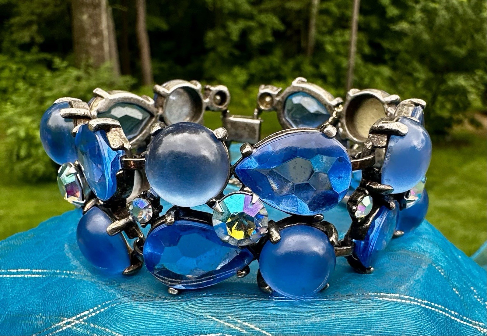 Vintage 7” Blue Rhinestone & Cabochon Stones Large Floral 5 Flowers Bracelet