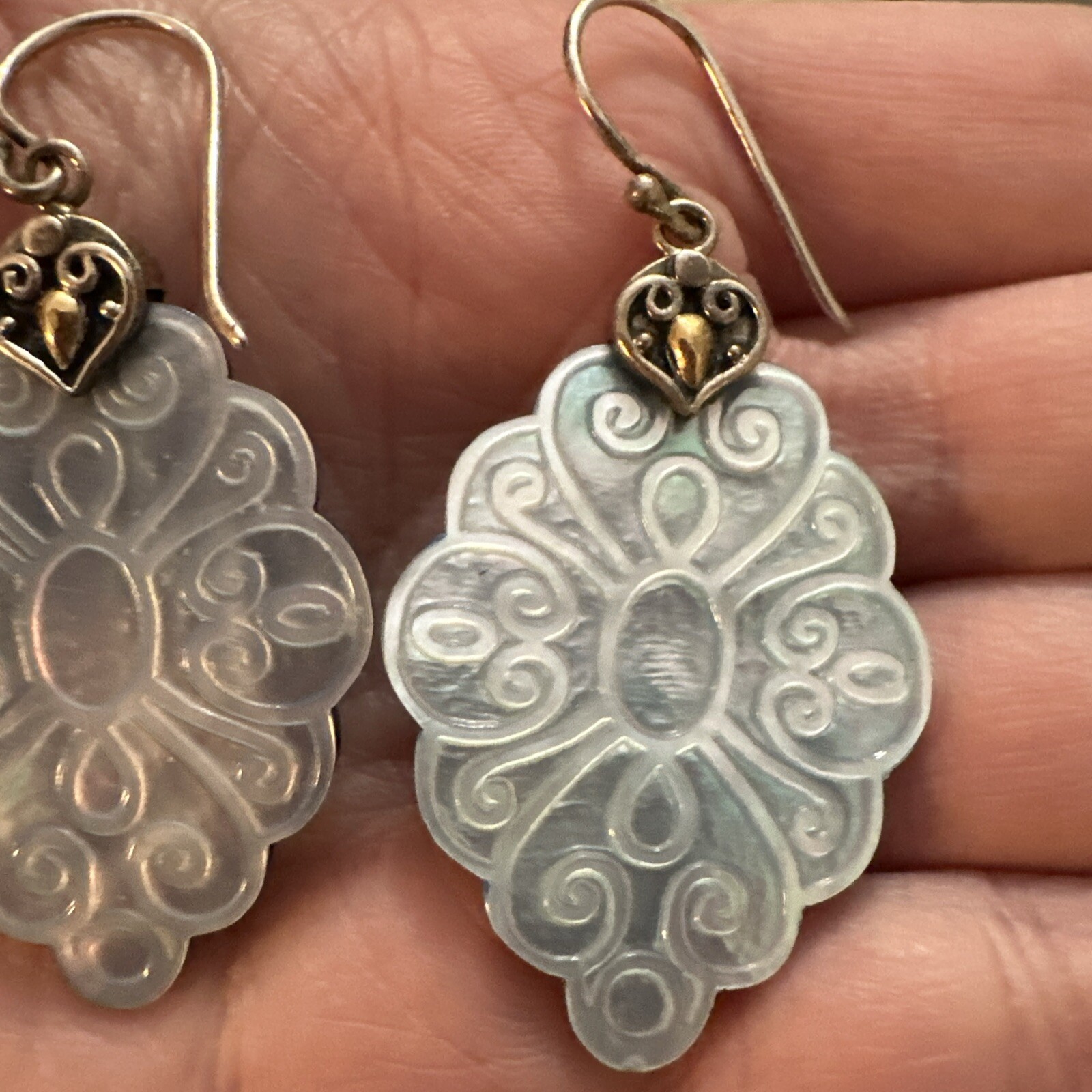 DESIGNER ROBERT MANSE 18K GOLD & STERLING SILVER MOP MOTHER OF PEARL EARRINGS