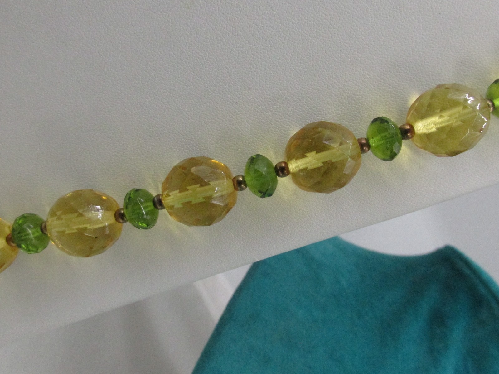 Joan Rivers Czech Republic Yellow & Green Faceted Beaded Necklace 36-39″