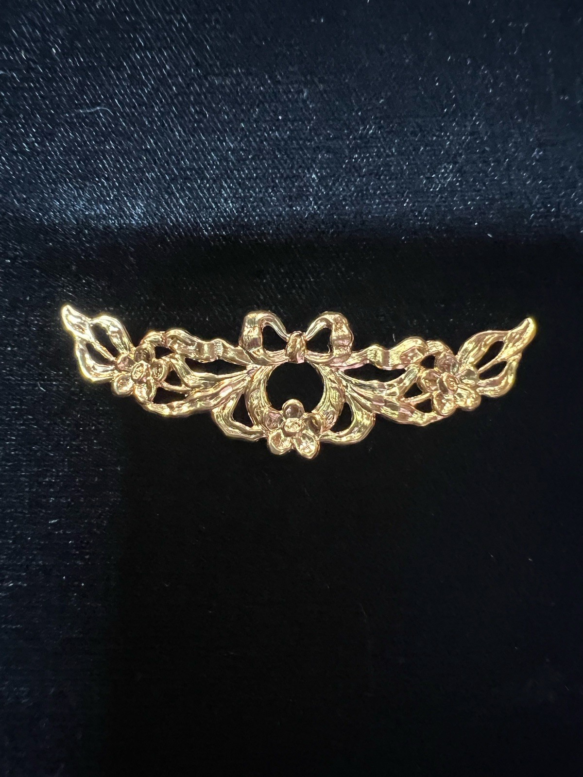 Large Vintage Gold Plated Brass Stamping Bows/Floral Sconce for Jewelry/Crafting