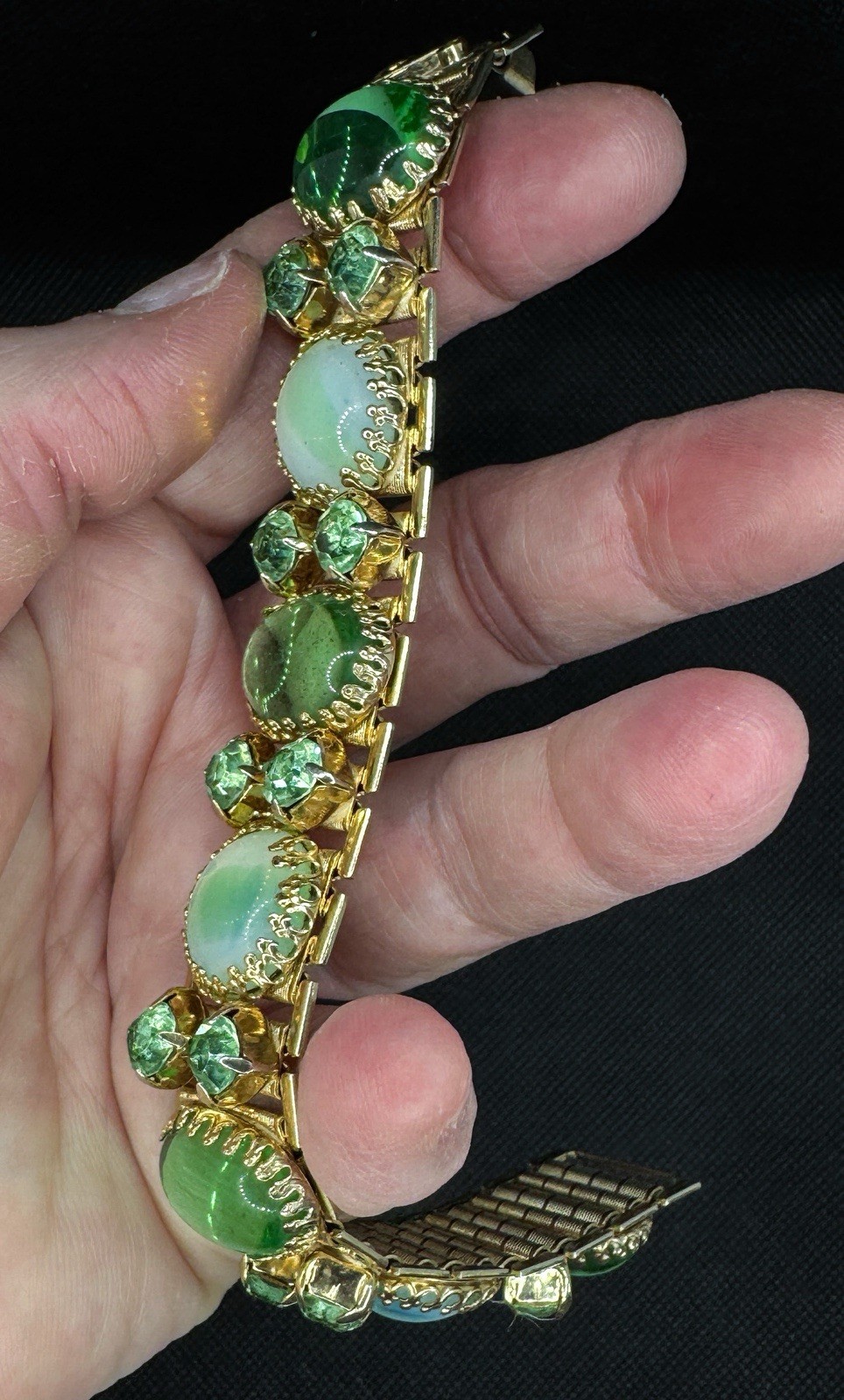 Vtg Green Oval Cabochon Bracelet Round Lt Green Rhinestones Glow Under UV Gold