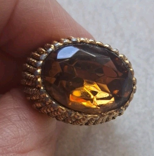 Beautiful Vintage Ring