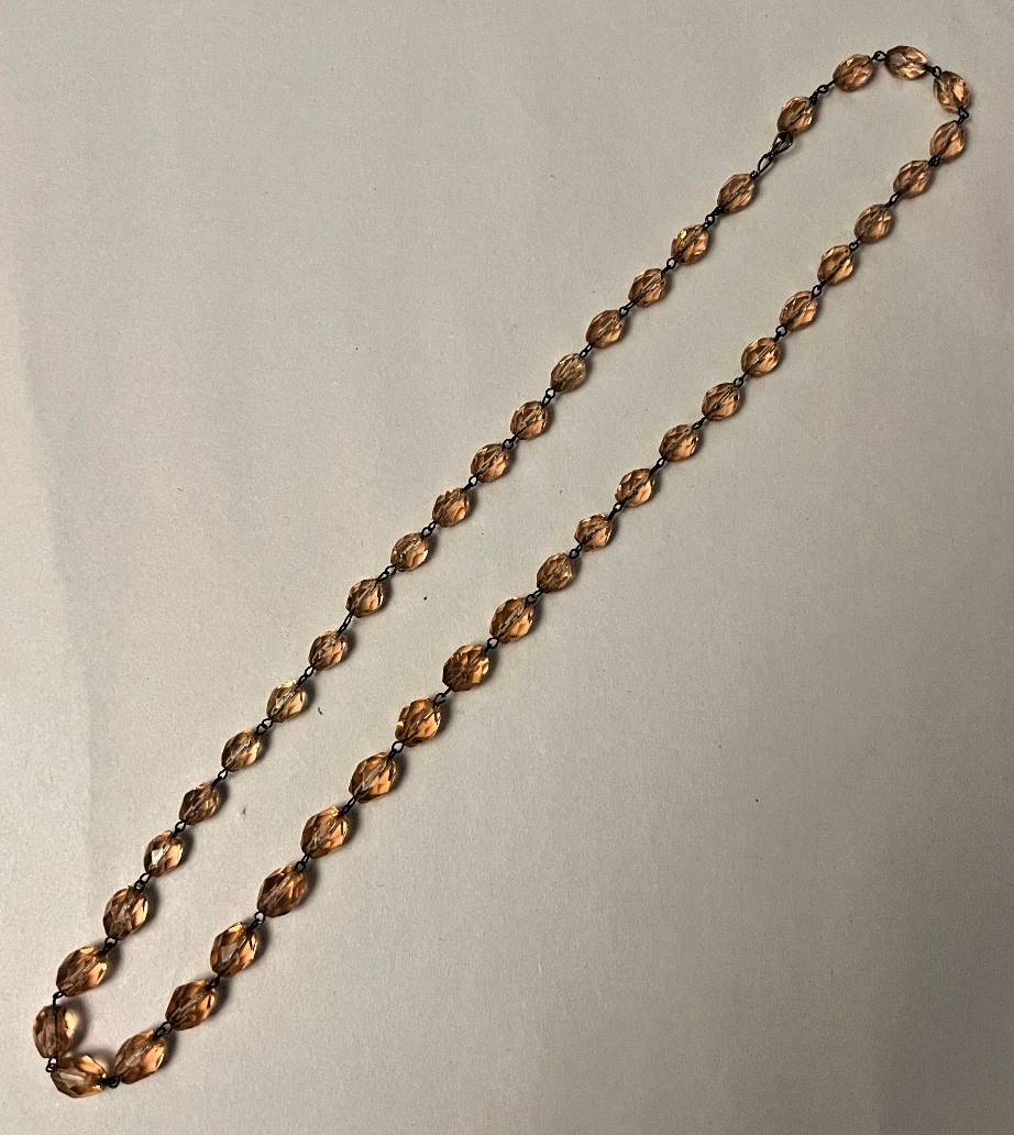 Vtg Pink Crystal Bead Unknown Metal Necklace Graduated Size 24 Inches Long