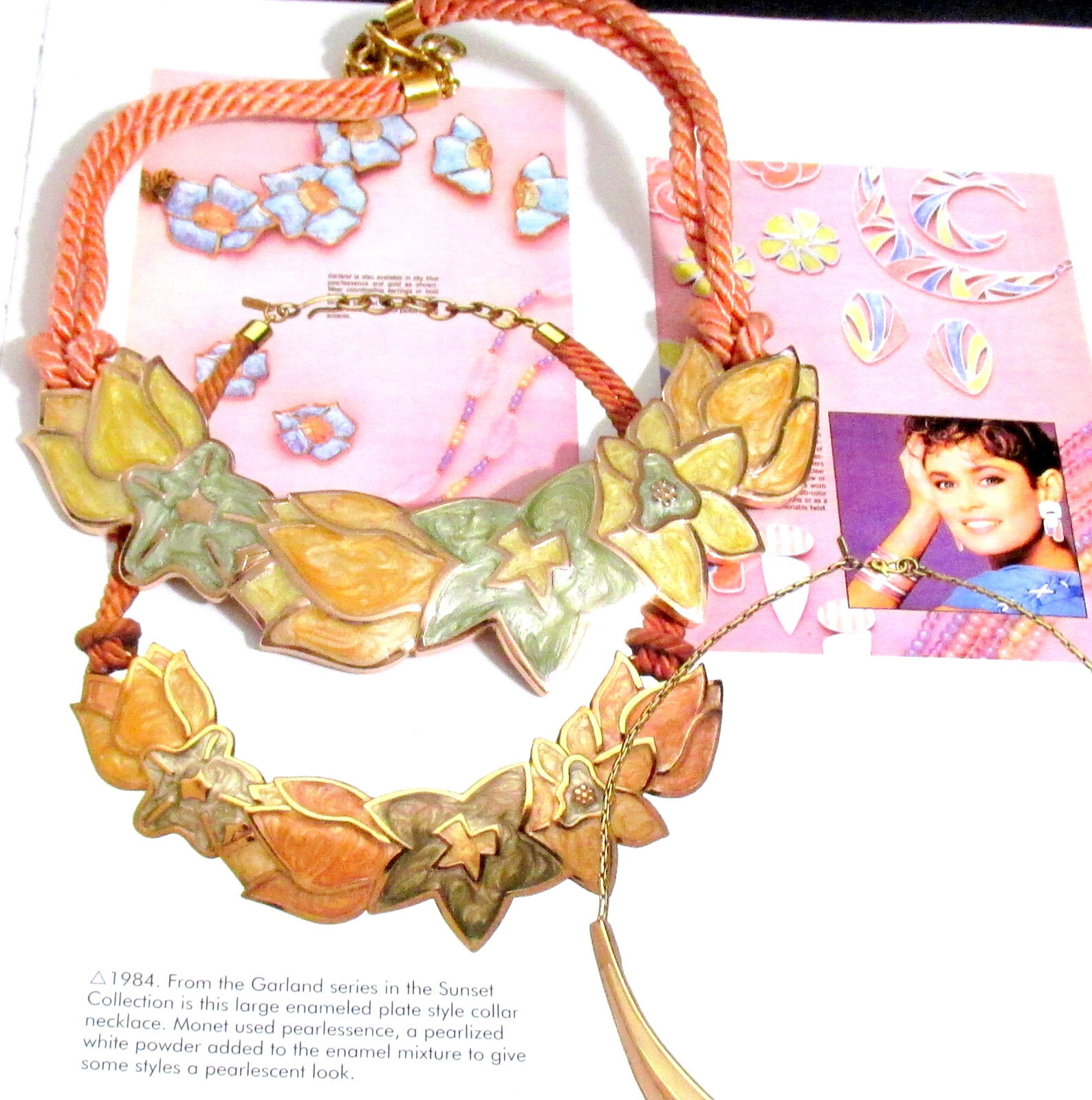VTG Runway MONET 17″ Book Pc ENAMEL Pearlescent Pastel FLORAL NECKLACE Garland