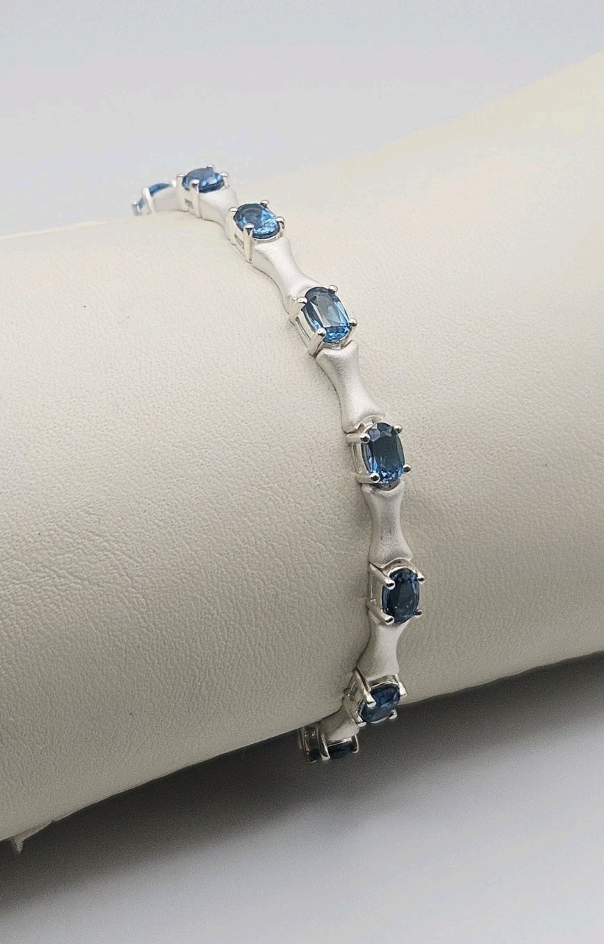 Sterling Silver 3.25ct Blue Topaz Matte Finished Bone Link Tennis Bracelet 7.5″