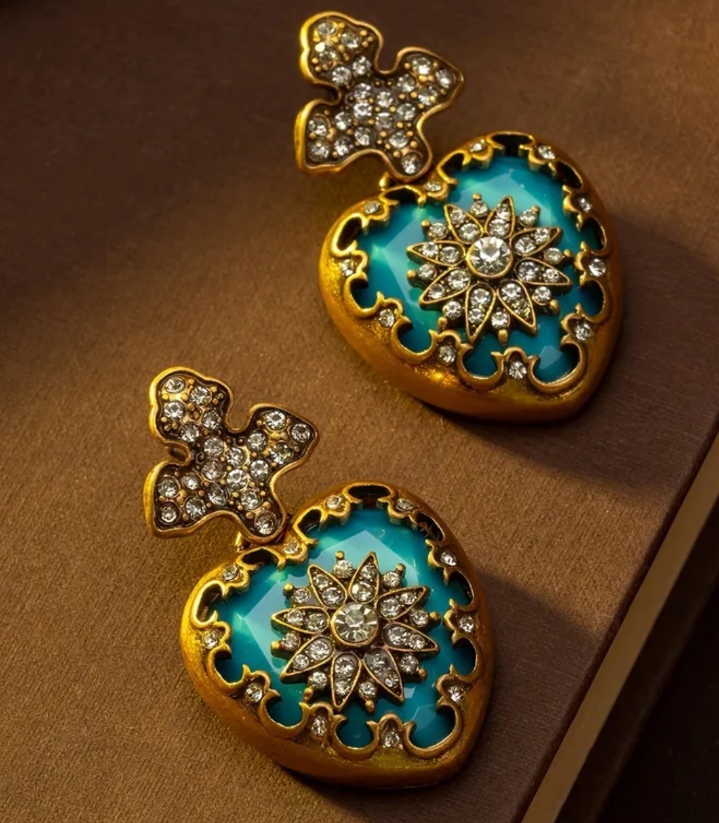 24k Gold Plated Vintage Rhinestone Royal Designs Necklace and Earrings Set