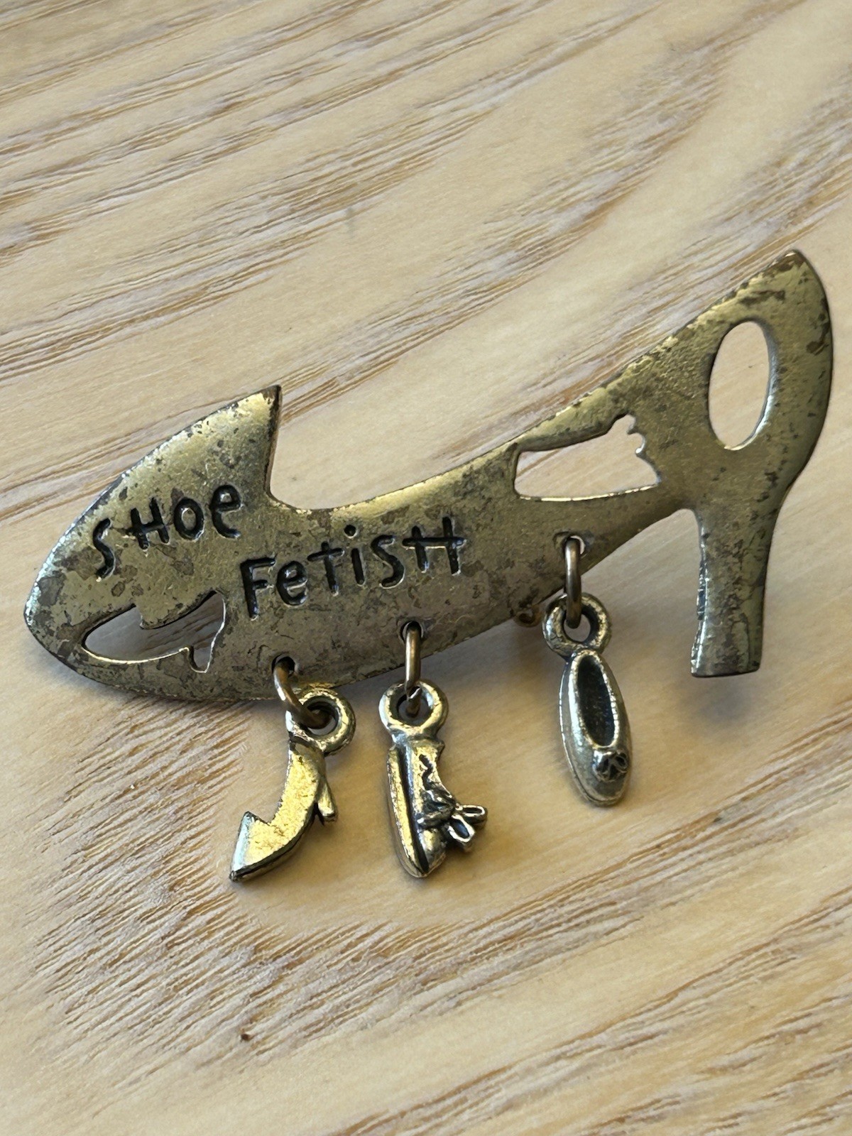 Vintage Shoe (Heel) Women’s Pin